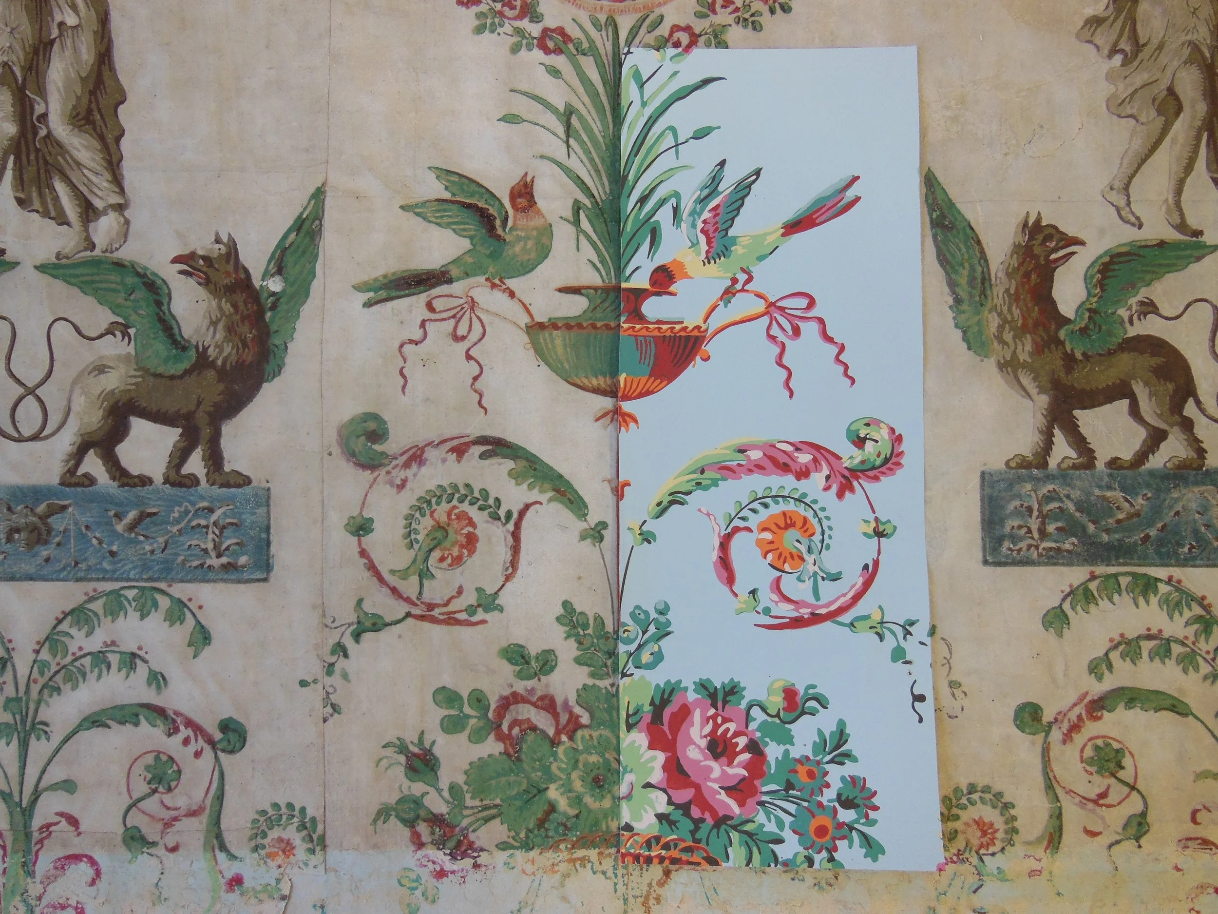 Réveillon Arabesque 810. Historical document beside the reproduction. France, c. 1789.