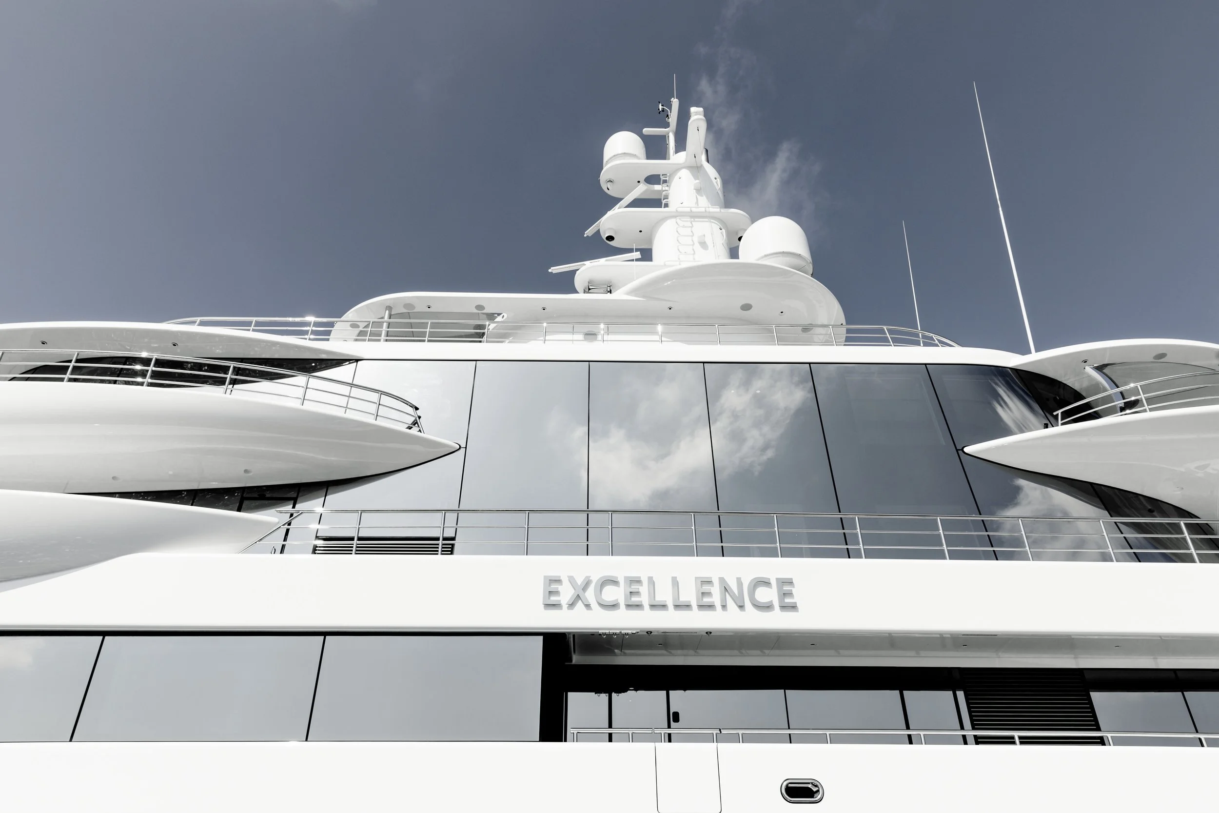 Excellence structural glass exterior
