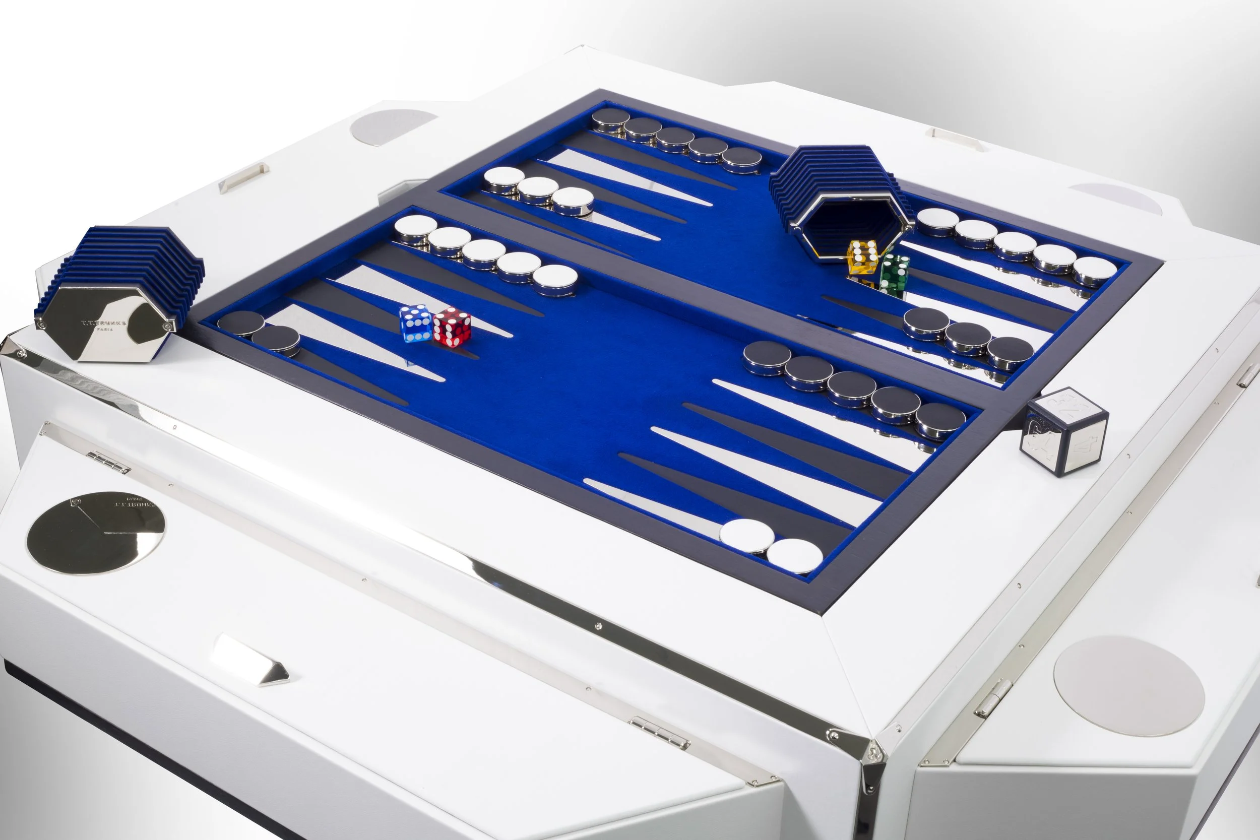 DETAIL_BACKGAMMON_3.jpg