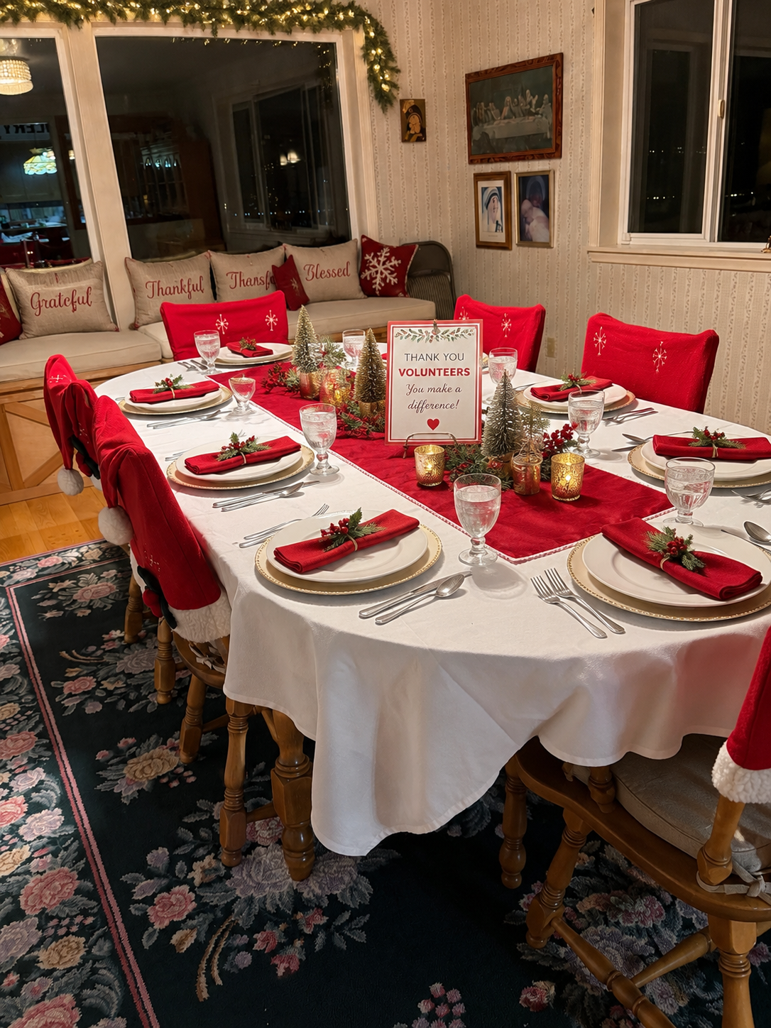 Christmas dining room.png