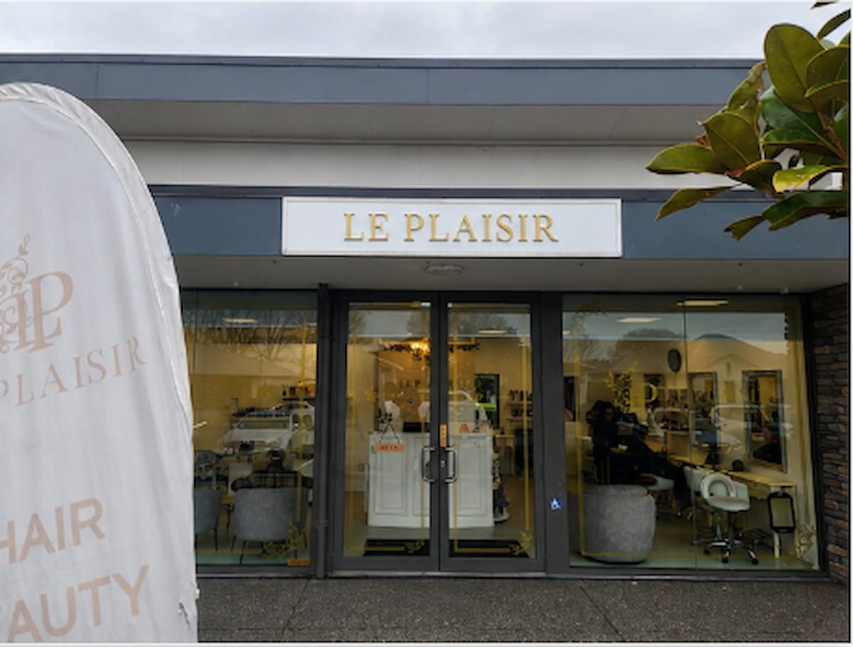 Le Plaisir Hair Salon, Beauty and Massage at Silverstream Retail Village in Kaiapoi offering professional hairdressing, beauty treatments and massage therapy