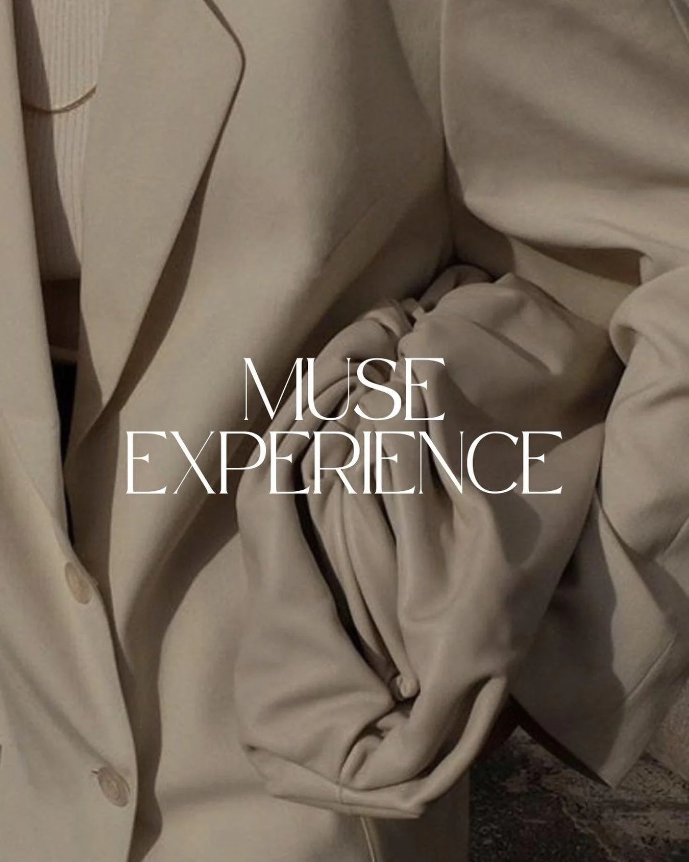 The Experience ✨

Bij mij draait het om meer dan alleen mooi haar. Het is een moment voor jezelf. Een rustige, persoonlijke 1 op 1 afspraak waarin alle aandacht naar jou gaat. Geniet van een luxe tijdschrift, een heerlijke matcha met iets lekkers en 