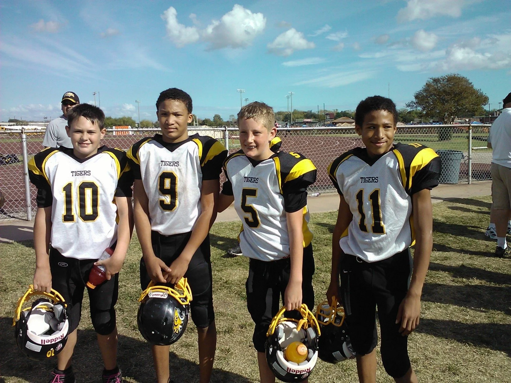 Senior Year of Tiger Football!!                