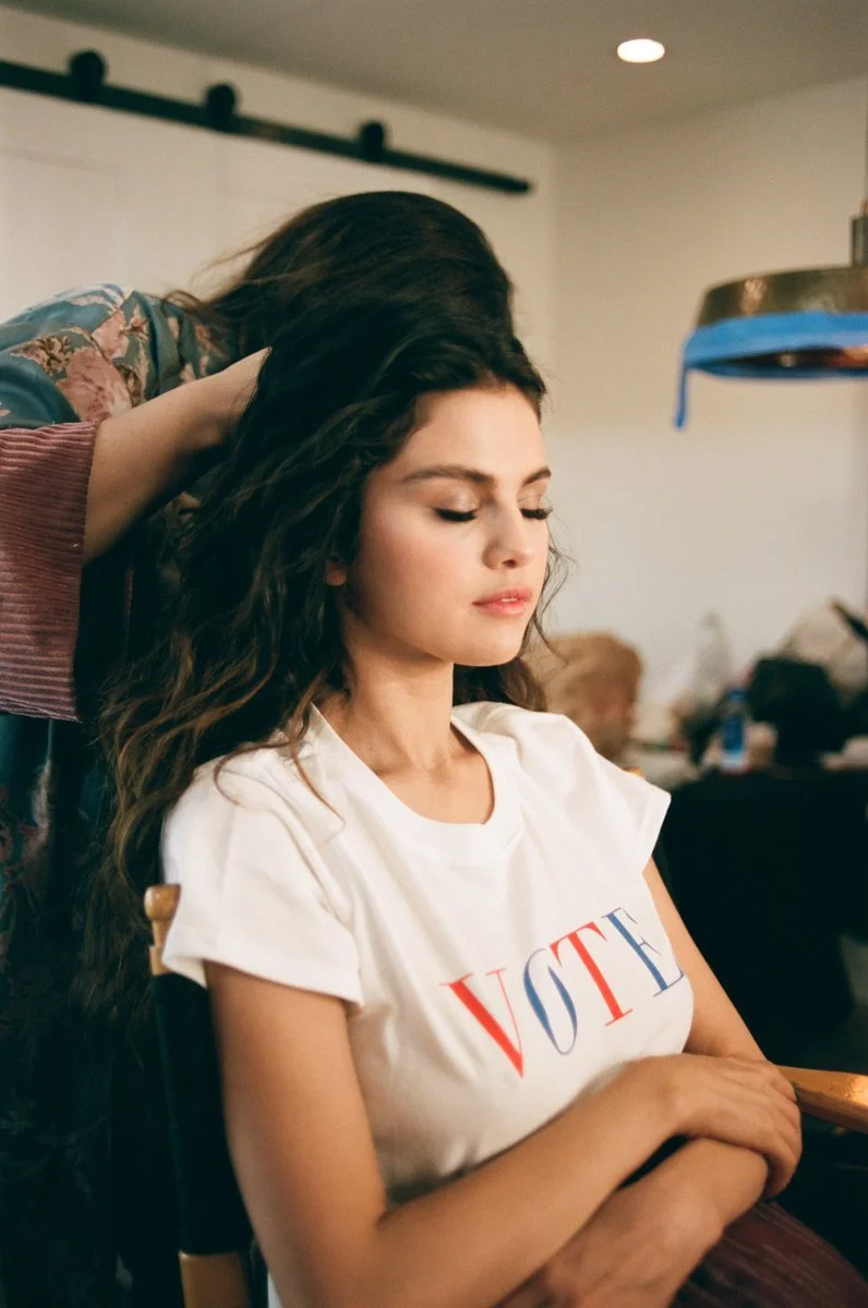 SELENA.GOMEZ.VOTE.jpg