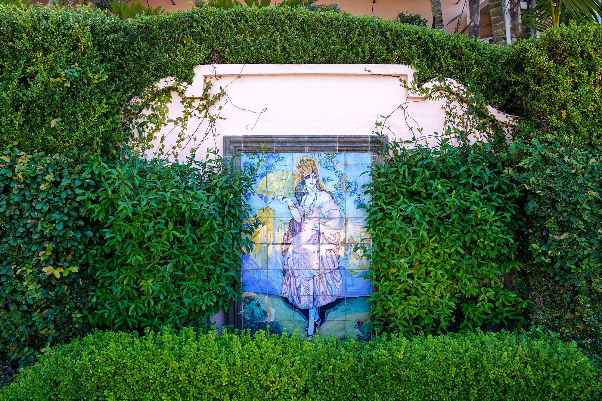 vintage-ceramic-tile-wall-art-outdoor.jpg