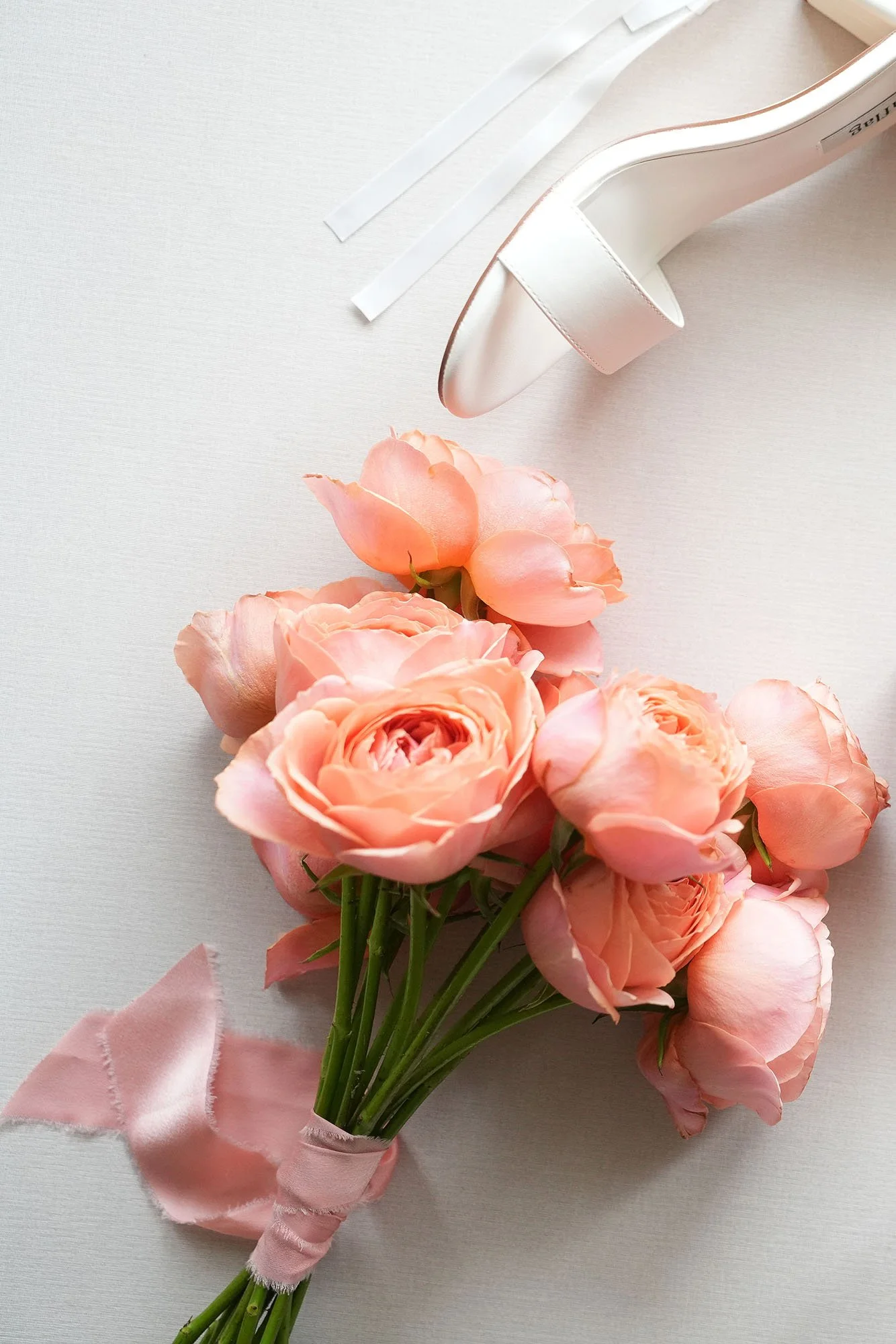 peach-garden-rose-wedding-bouquet.jpg