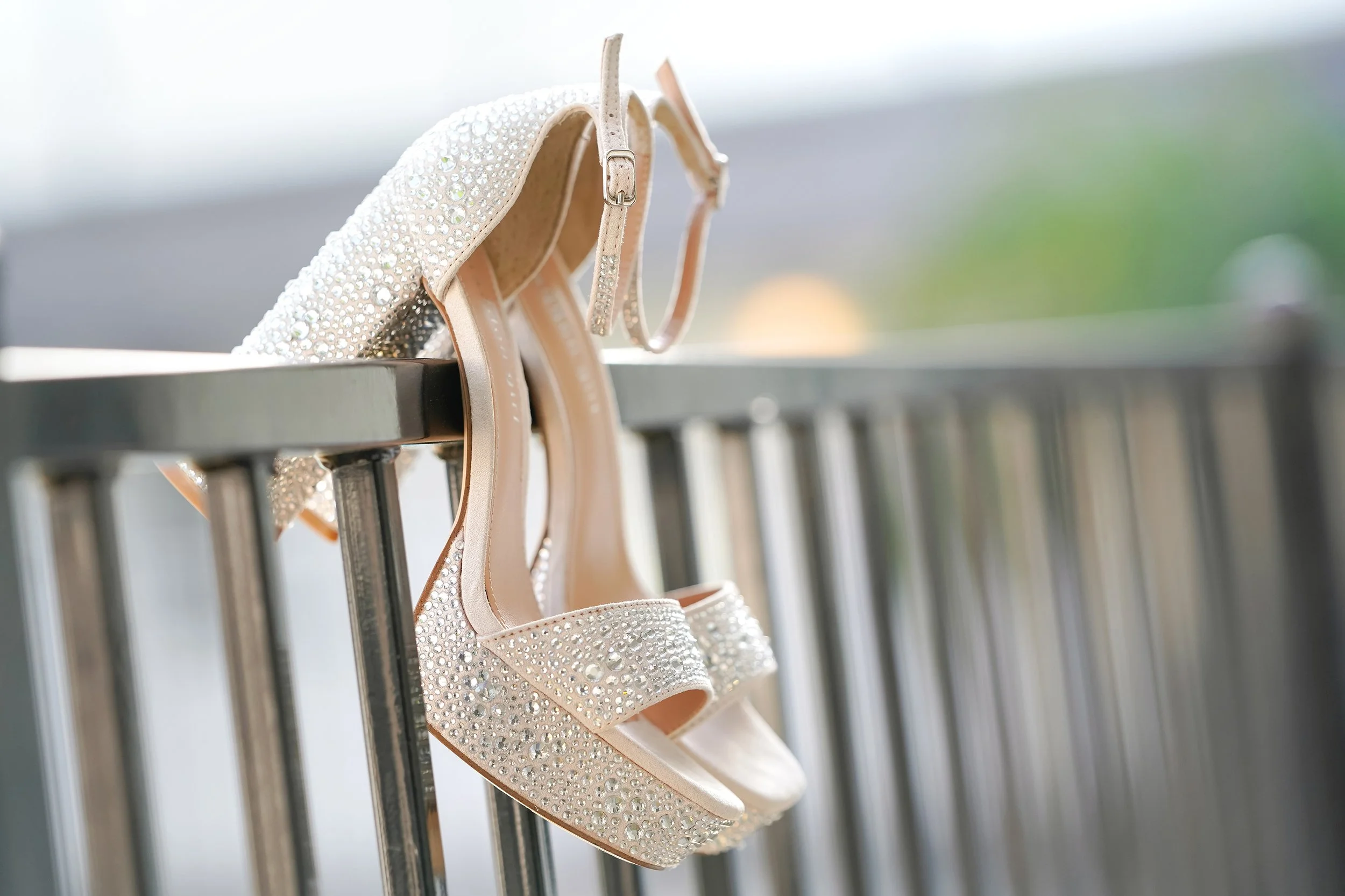 sparkly-block-heel-wedding-shoes.jpg