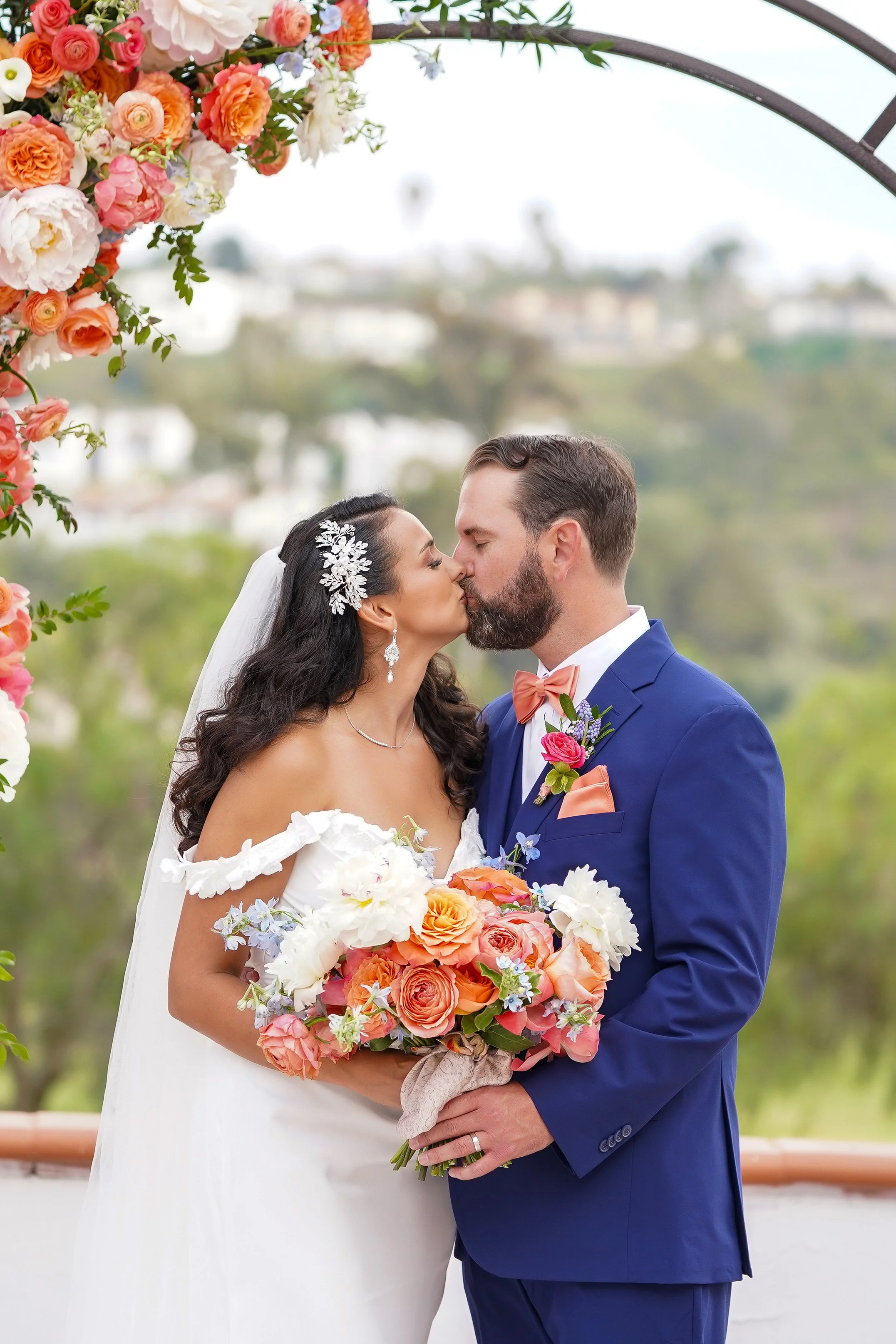 omni-la-costa-resort-wedding-ceremony-altar.JPG