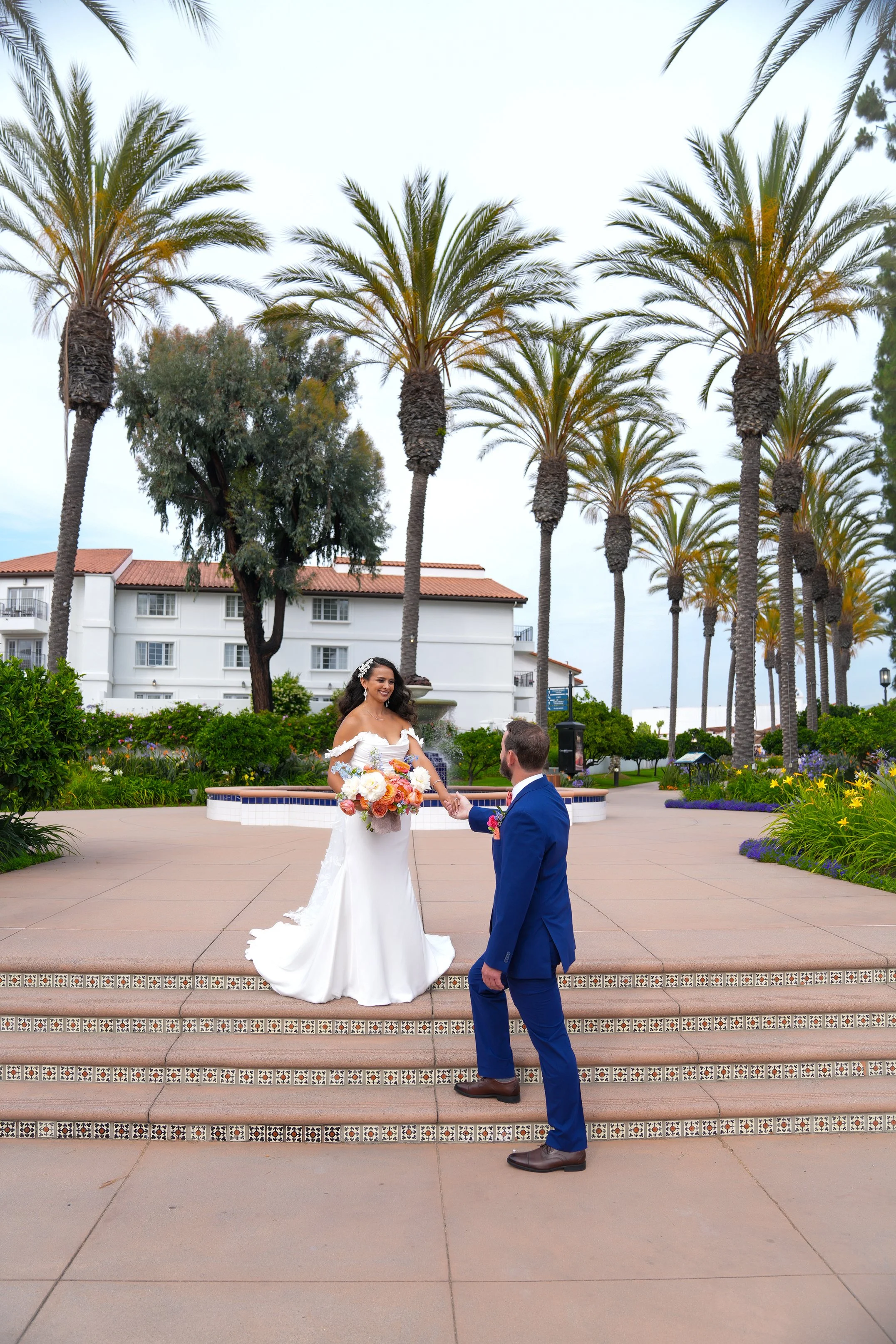omni-la-costa-resort-courtyard-wedding-portrait.JPG
