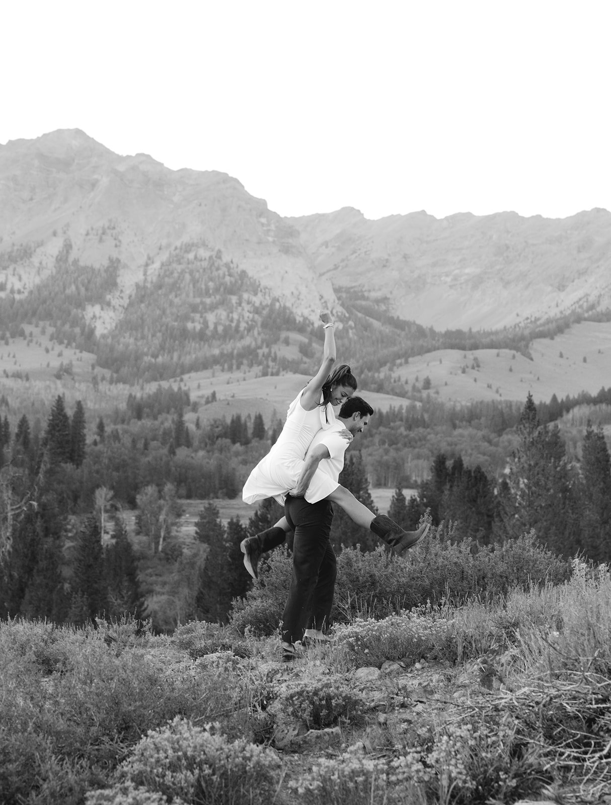 Sophia&BarrettEngagements(SunValley)-304_websize.jpg