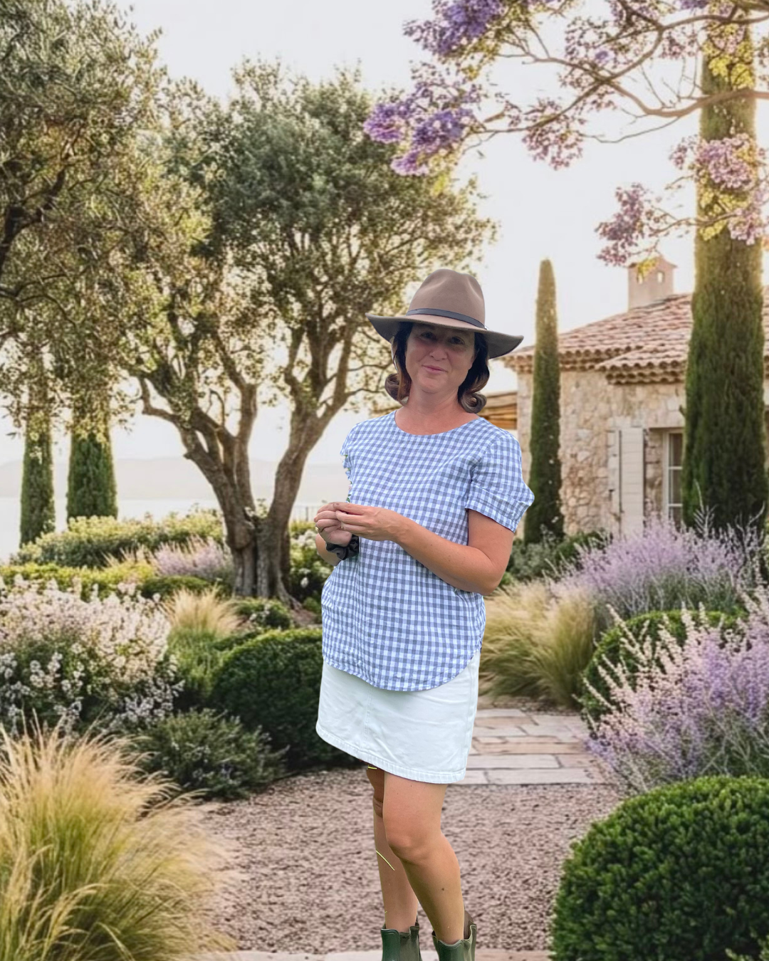 Xanthe Addison from Idyllic Gardens and Landscapes changed careers after joining the dots and finding her calling. Xanthe now creates gardens that evoke feeling and function.