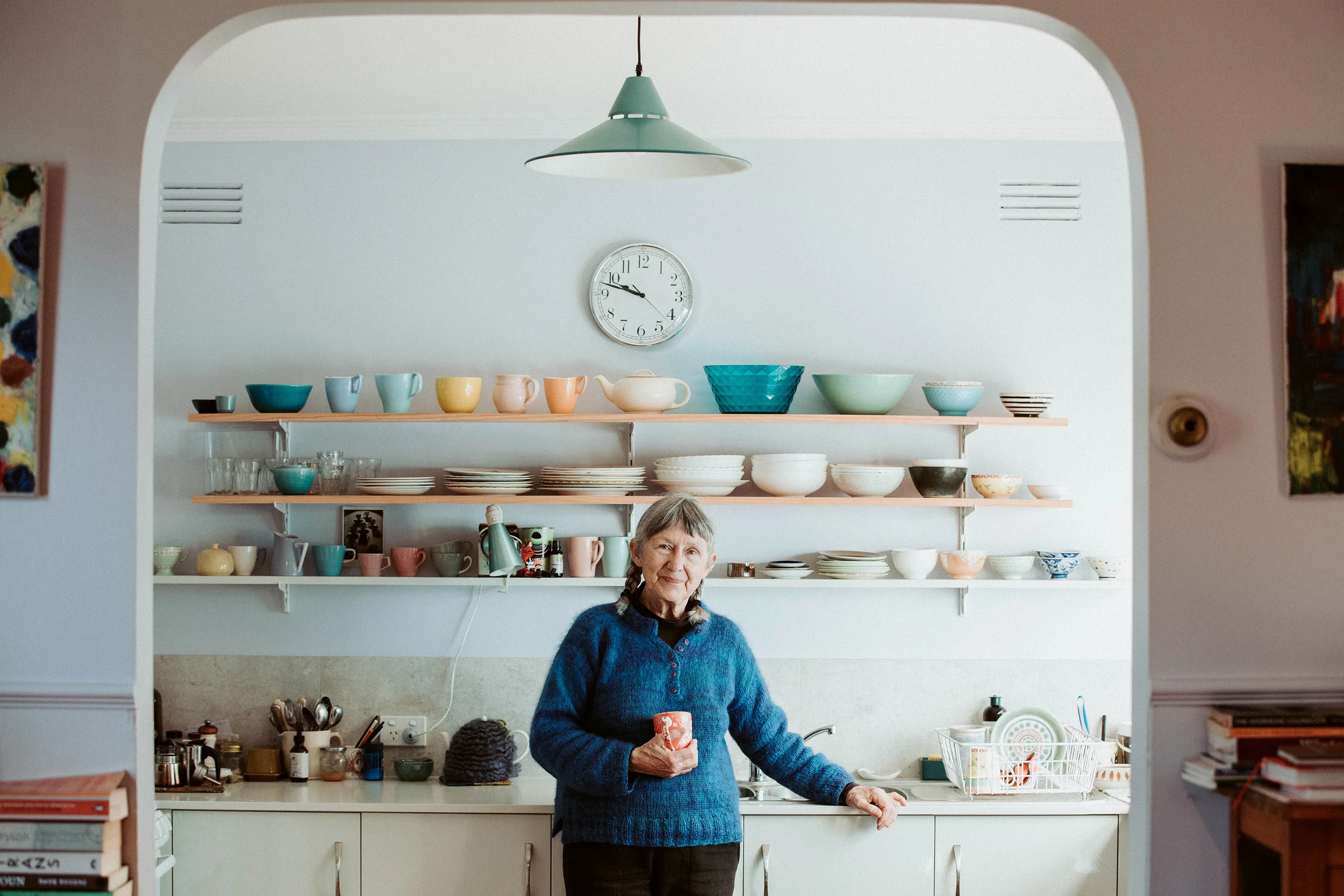 ©Vicky-Hughson-Photography-Families-Woman-Kitchen.webp
