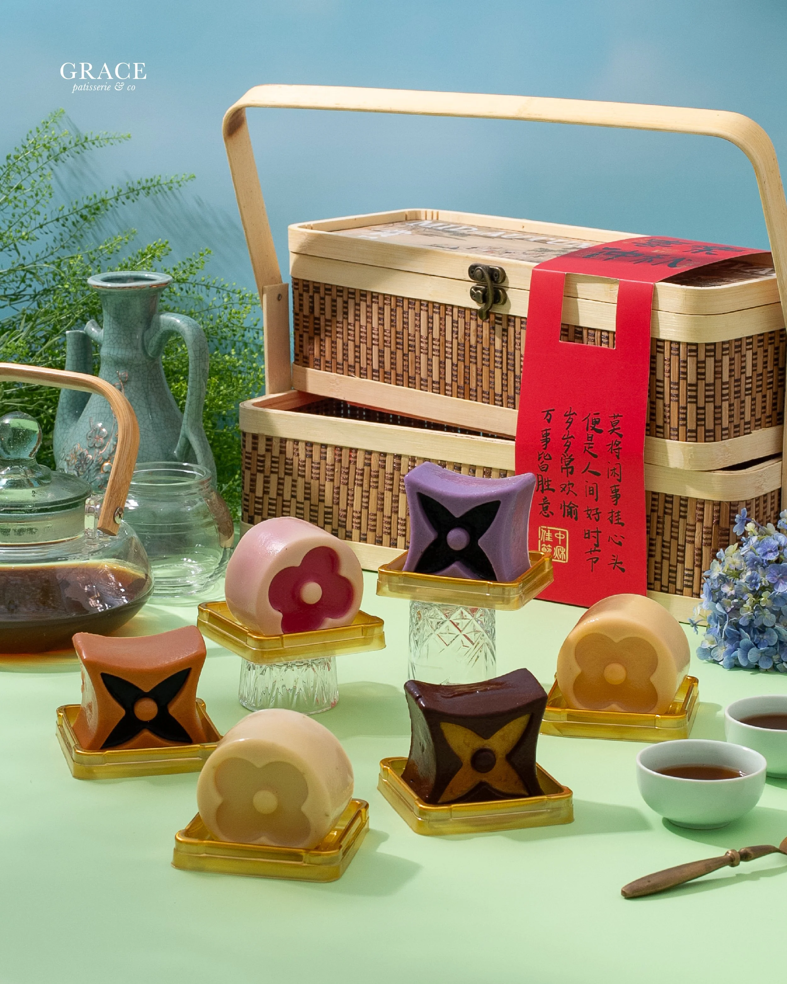 Luxurious Vanity Moon Pudding