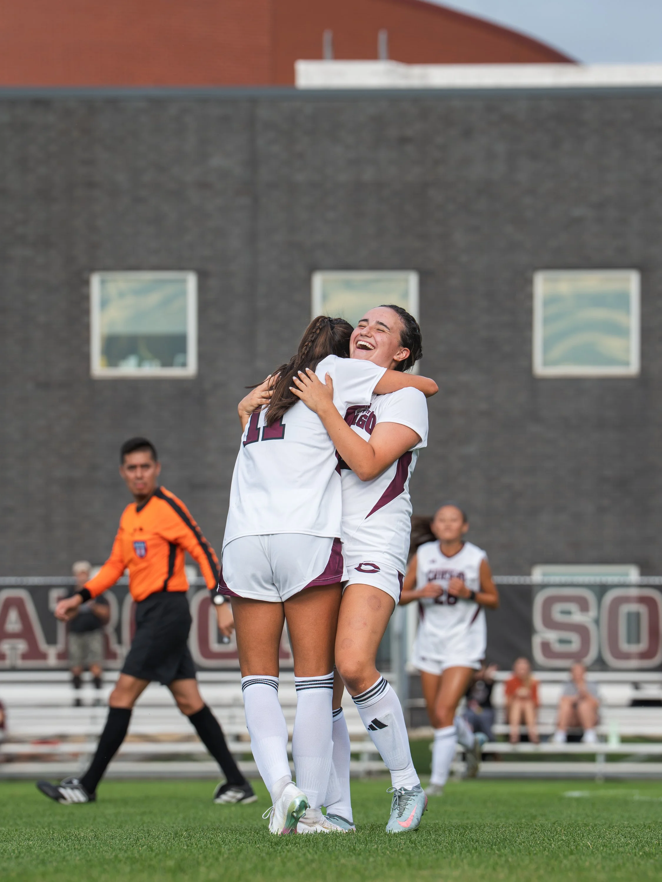 maroon athl-6.jpg
