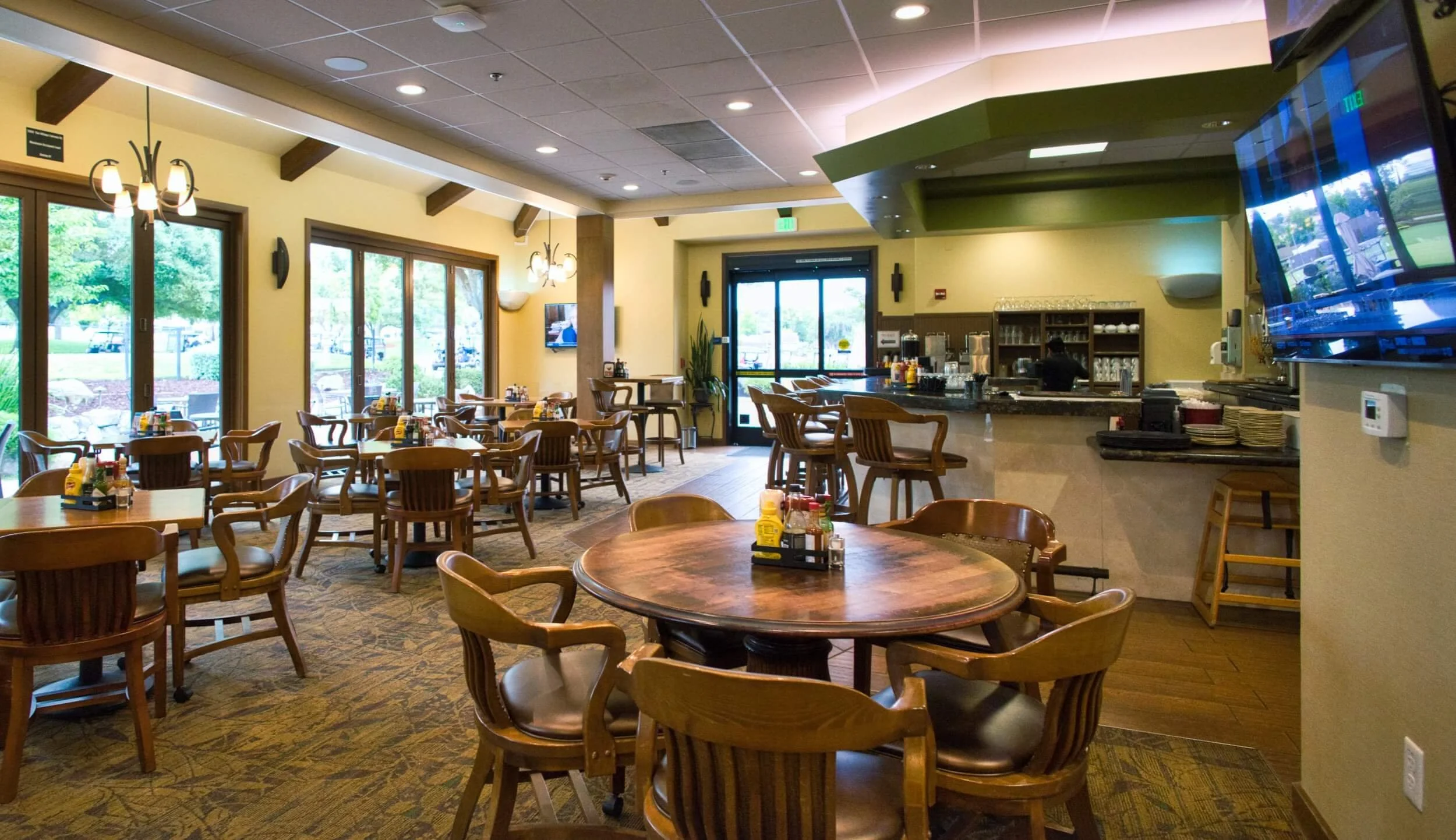 clubhouse-bistro_A3526.jpeg