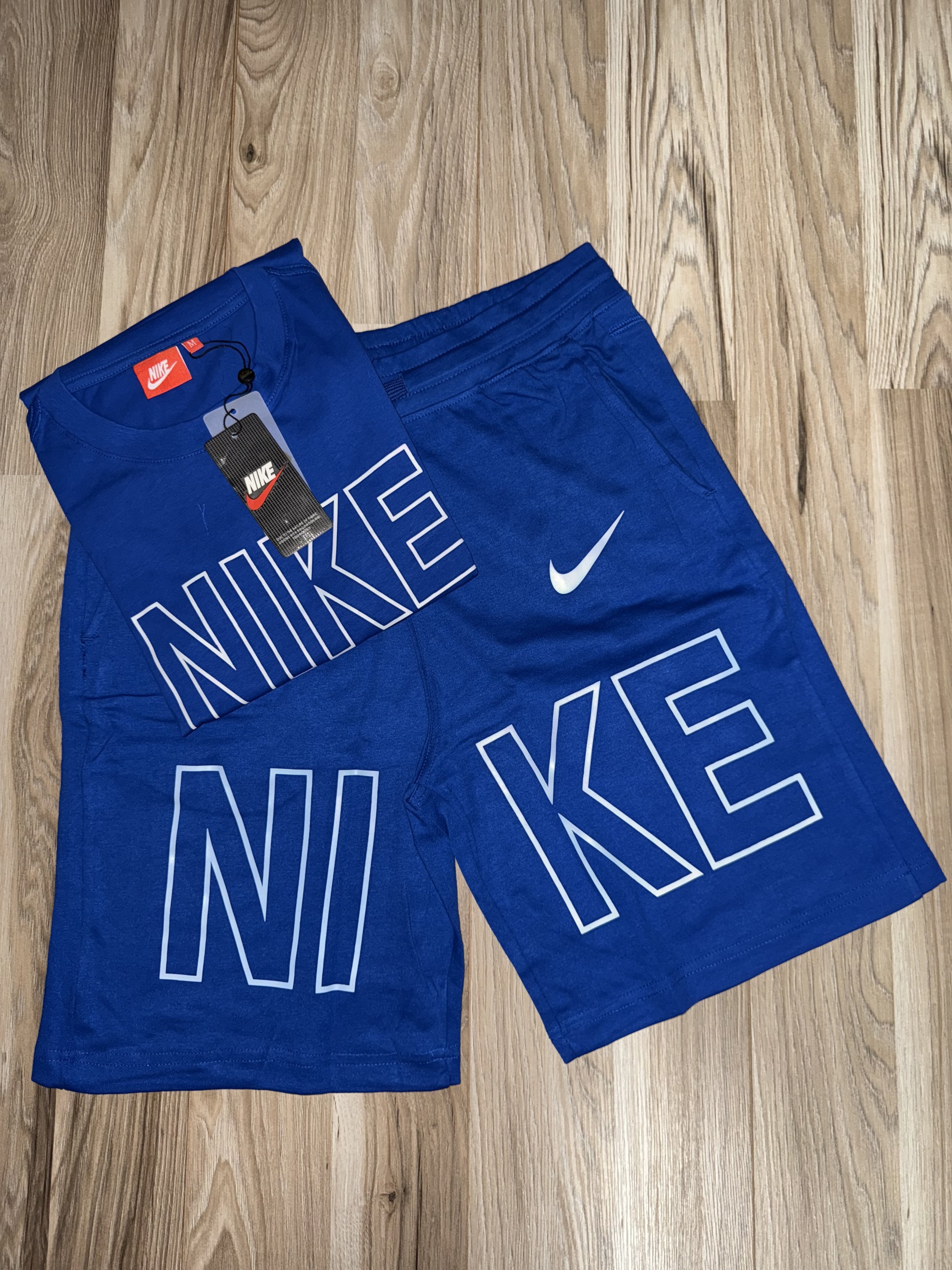 Nike Outline Short Set