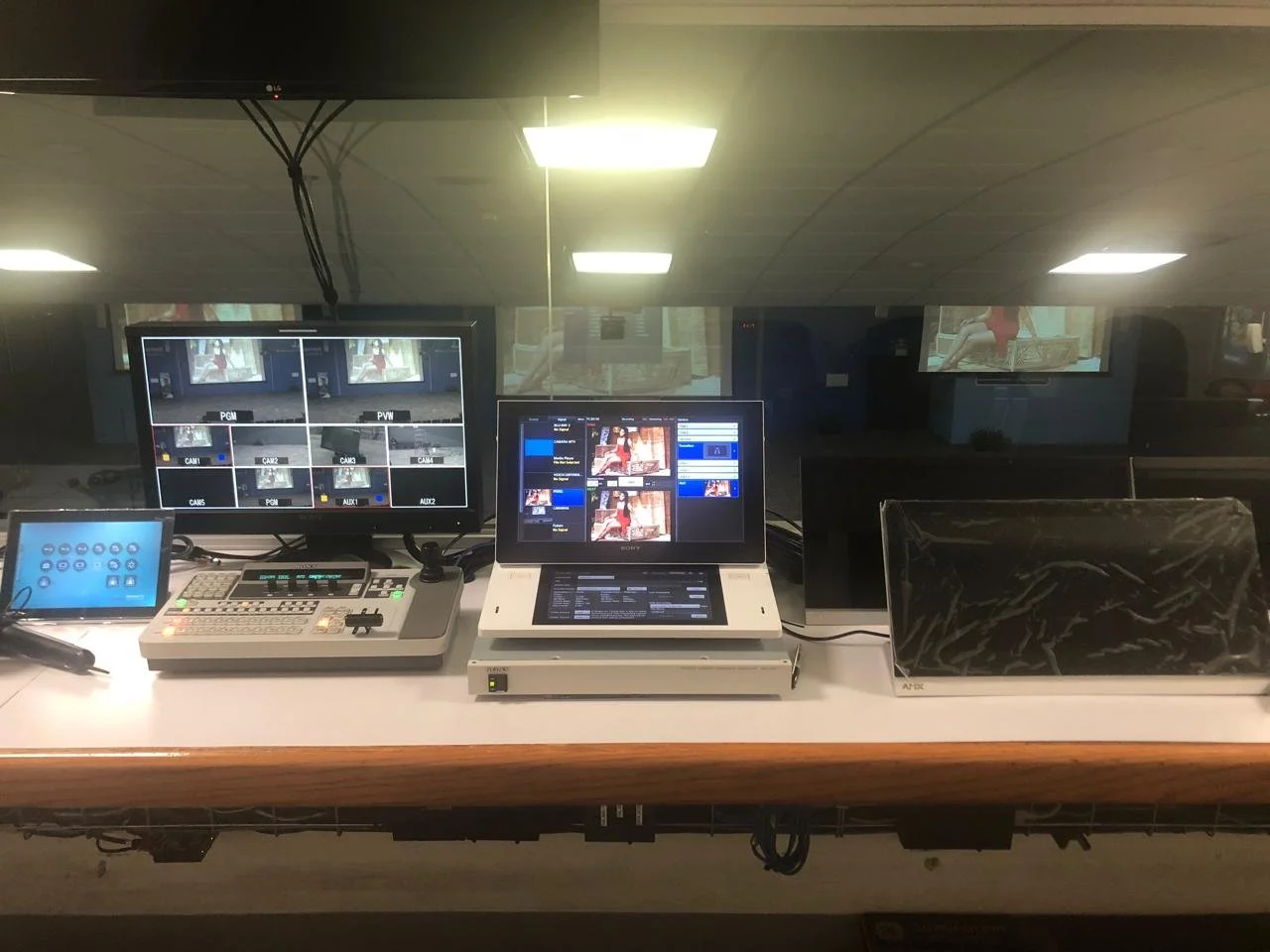 Control de sistema de audio y video