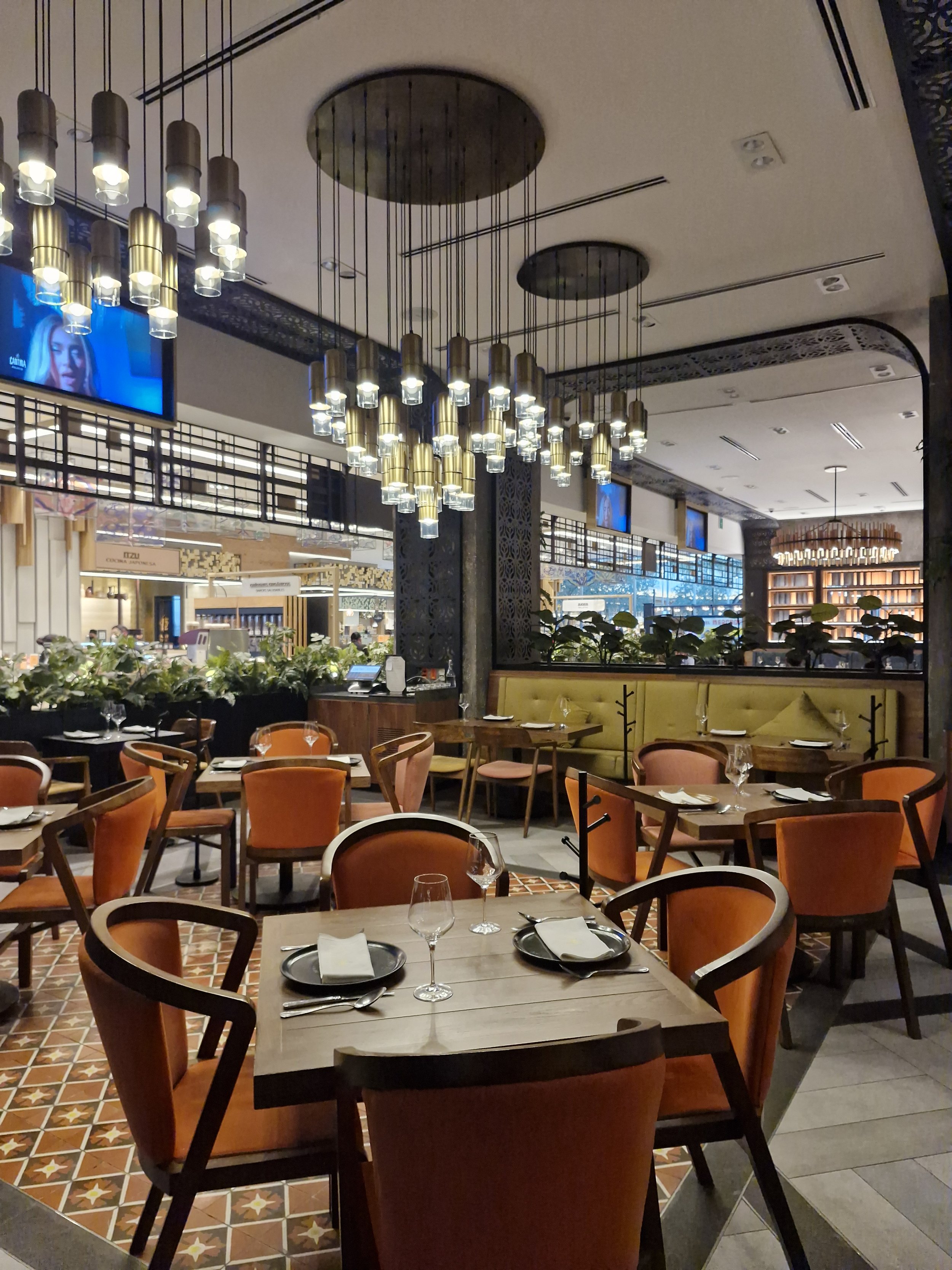 Sistema de sonido ambiental para restaurante