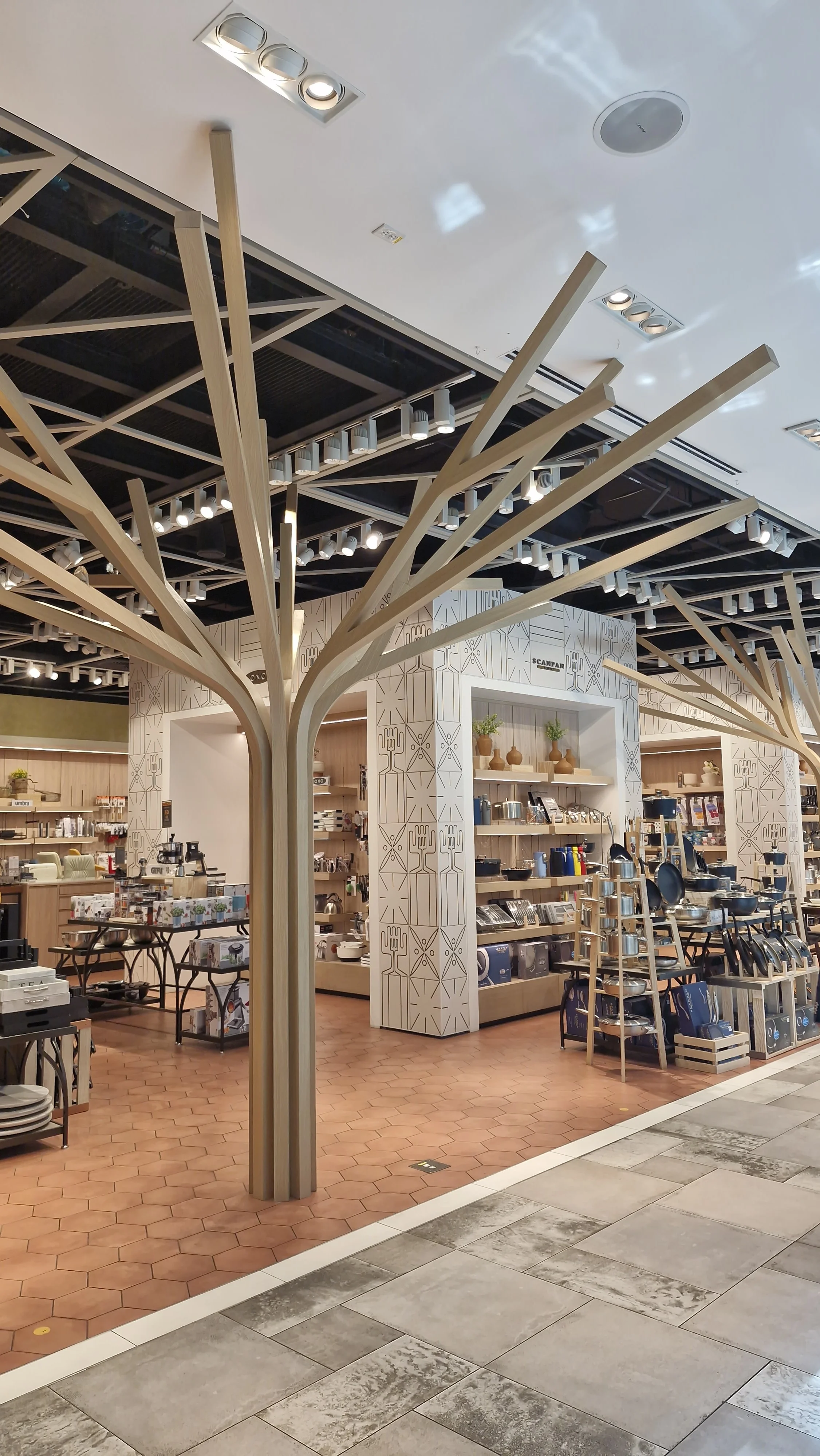 Sistema de sonido ambiental en tienda departamental