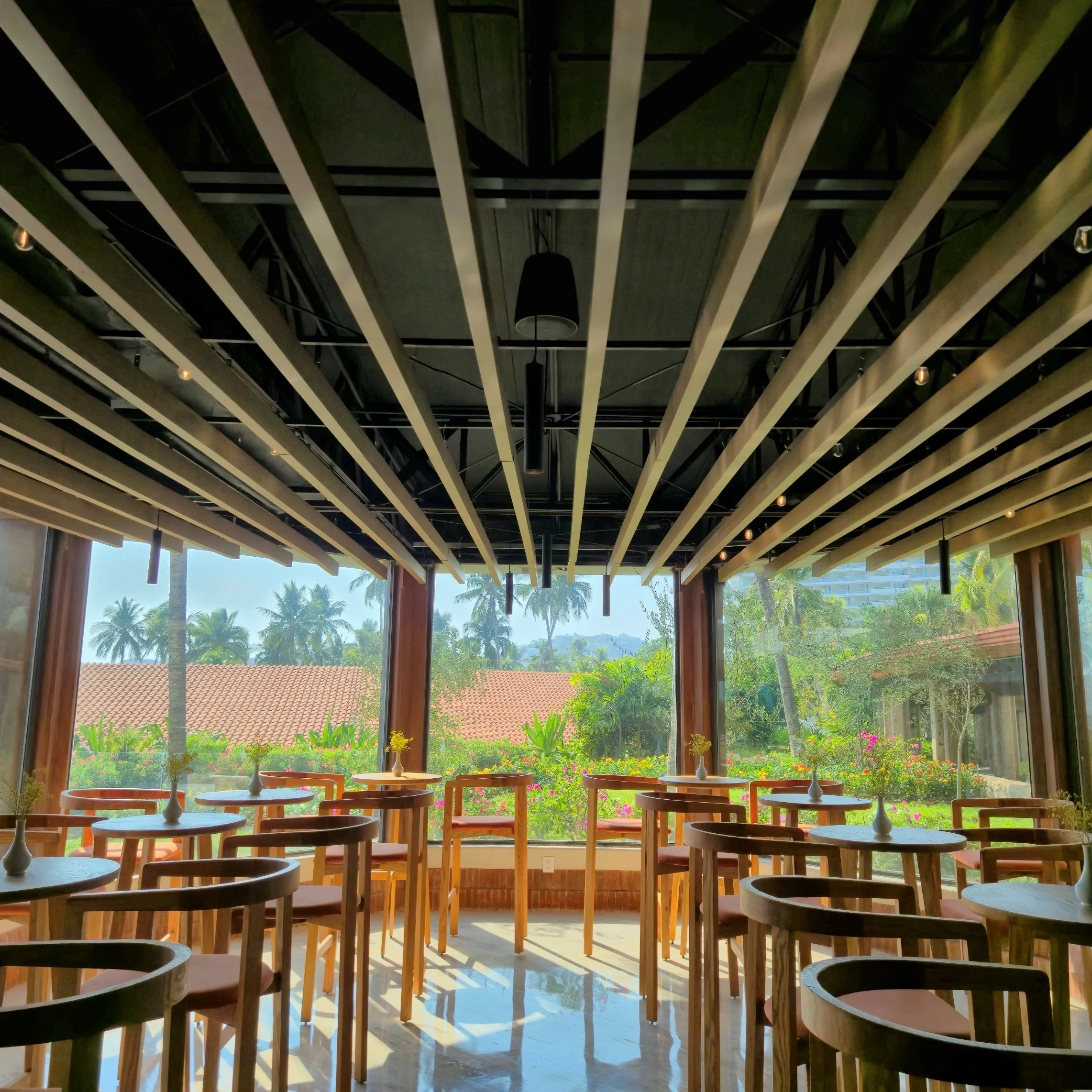 Sistema de sonido ambiental para restaurante