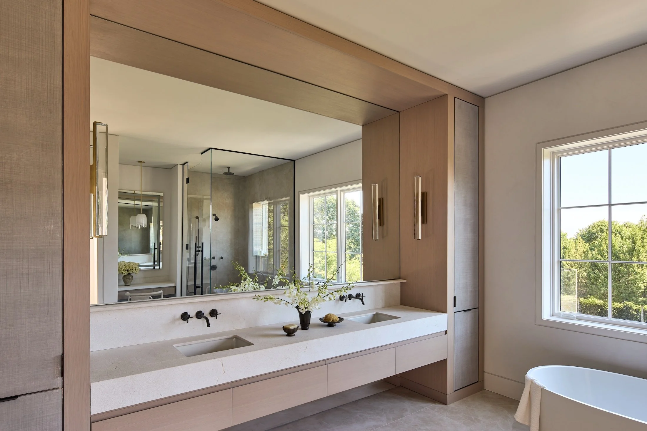 Parlato-Development-Group-479-Pauls-Lane-Bathroom-Double-Vanity.JPG