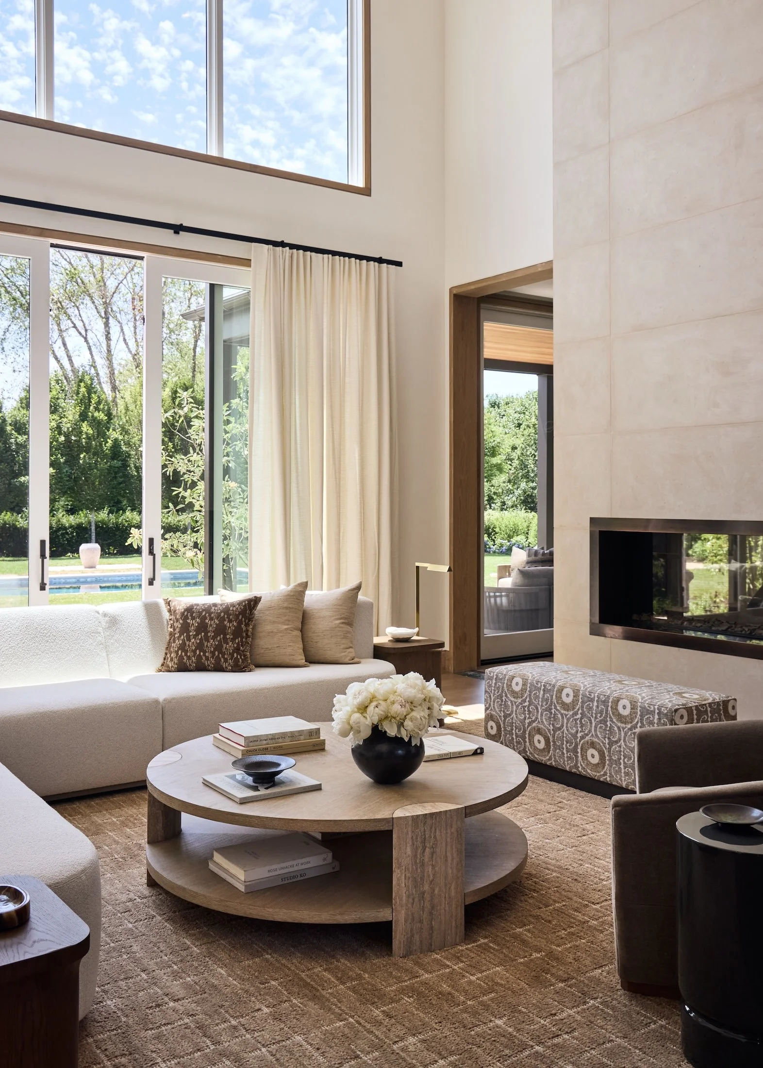 Parlato-Development-Group-479-Pauls-Lane-Living-Room.JPG