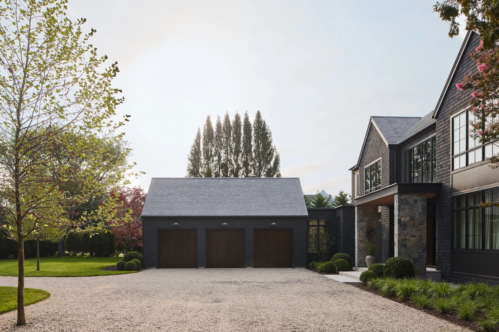 Parlato-Development-Group-479-Pauls-Lane-Three-Car-Garage-Straight-On.JPG