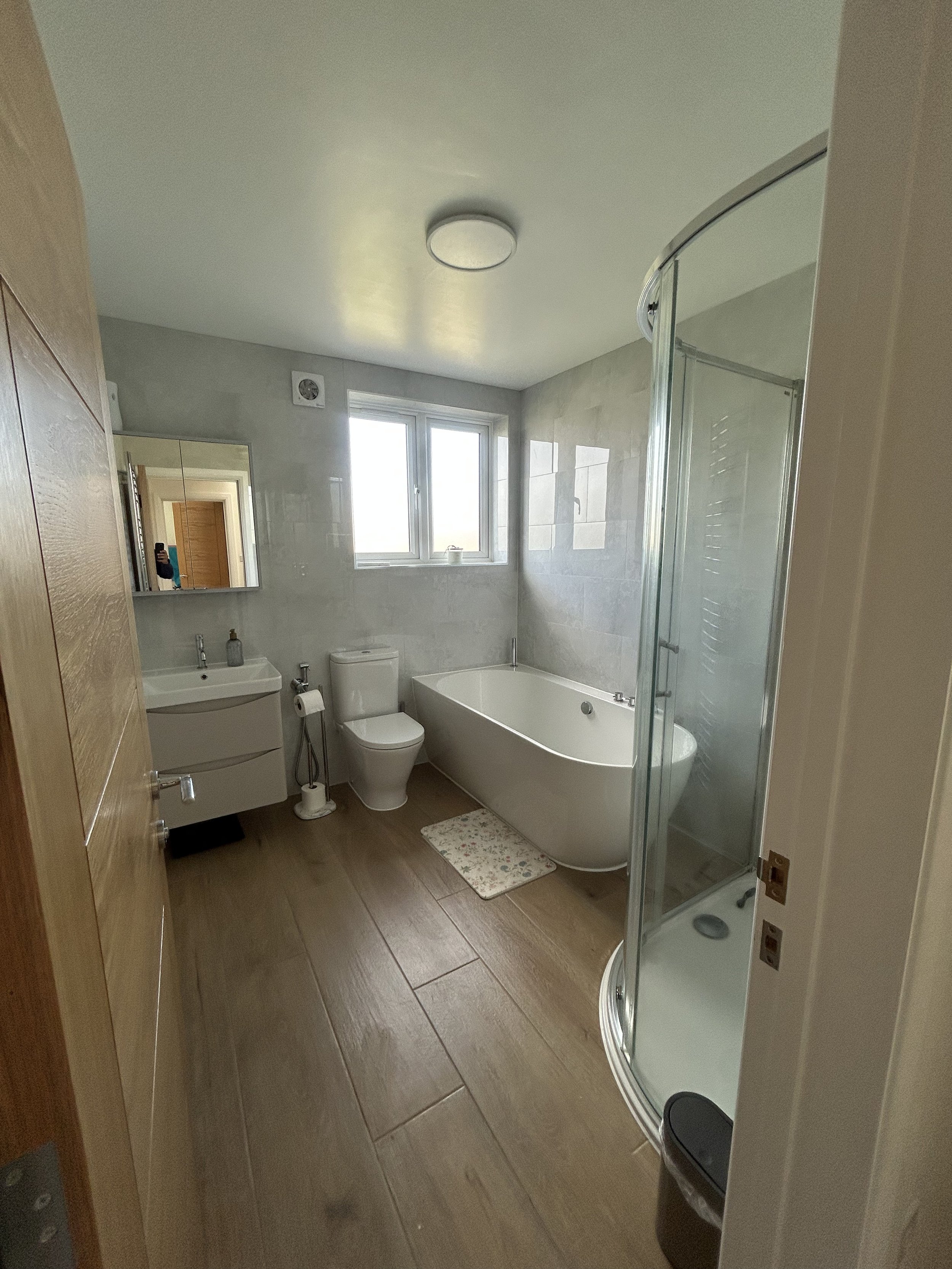 Bathroom-renovation-Morden-London-1.jpg