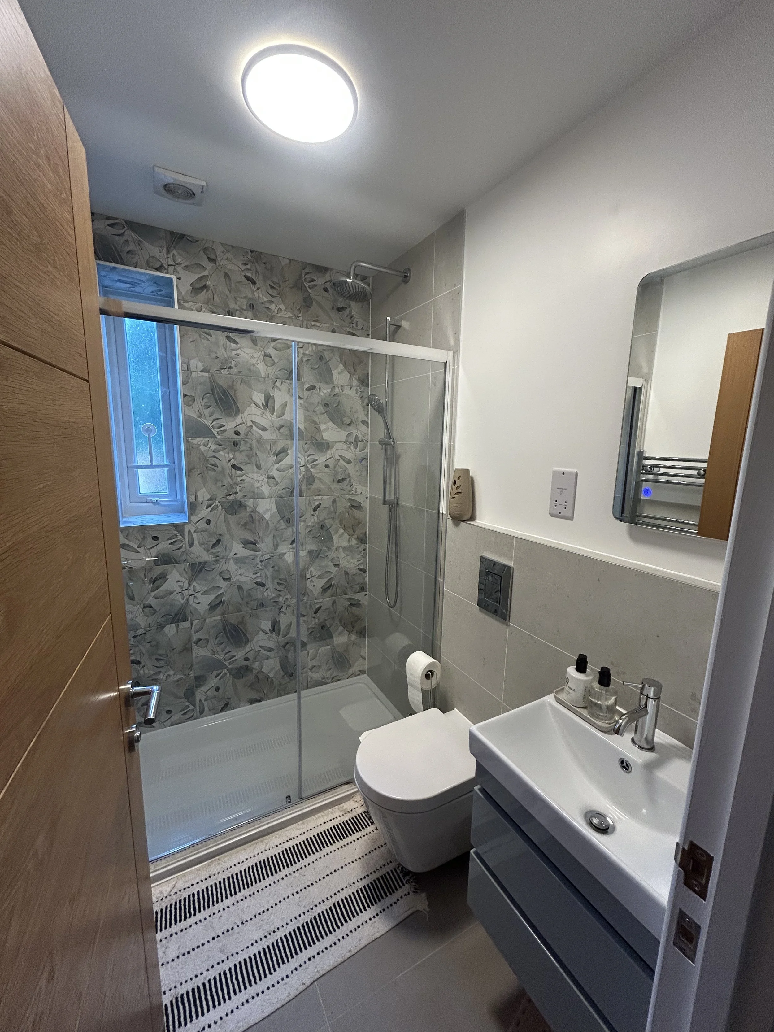 Ground-floor-shower-room-Morden-London-2.jpg