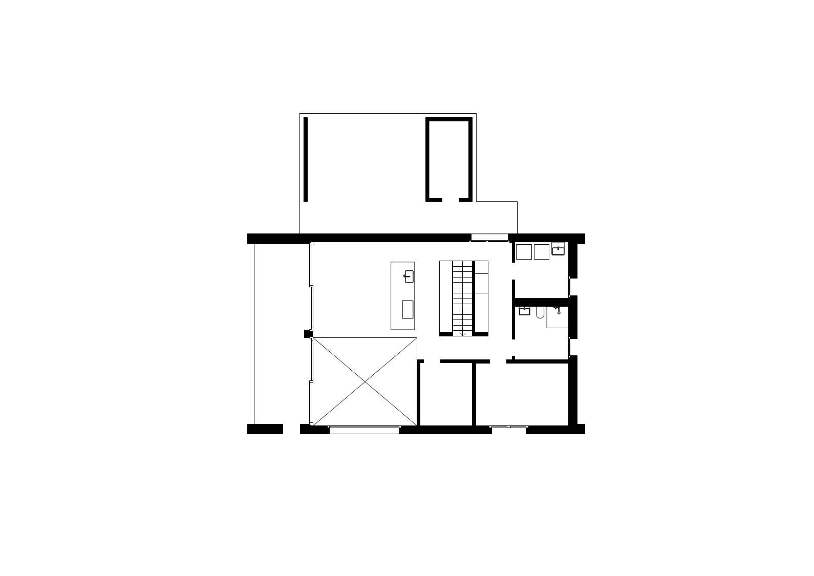 Detaillierter Grundriss eines Hauses mit verschiedenen Räumen, Treppe, Badezimmer und Küche.