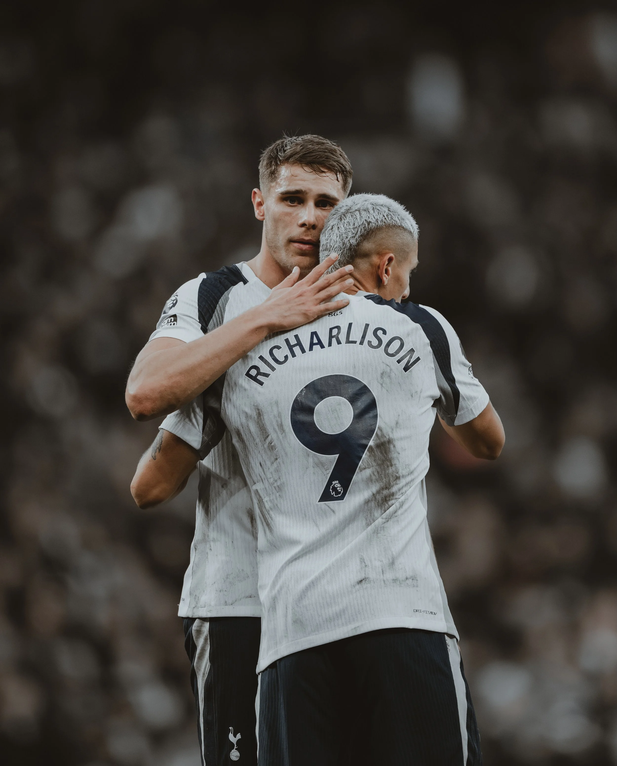 A 25/26 favourite 🤍

Shot on the @nikoneurope Z8 &amp; Nikkor Z400mm f2.8 TC 

#nikoncreator #nikoneurope #tottenham #richarlison #vandeven