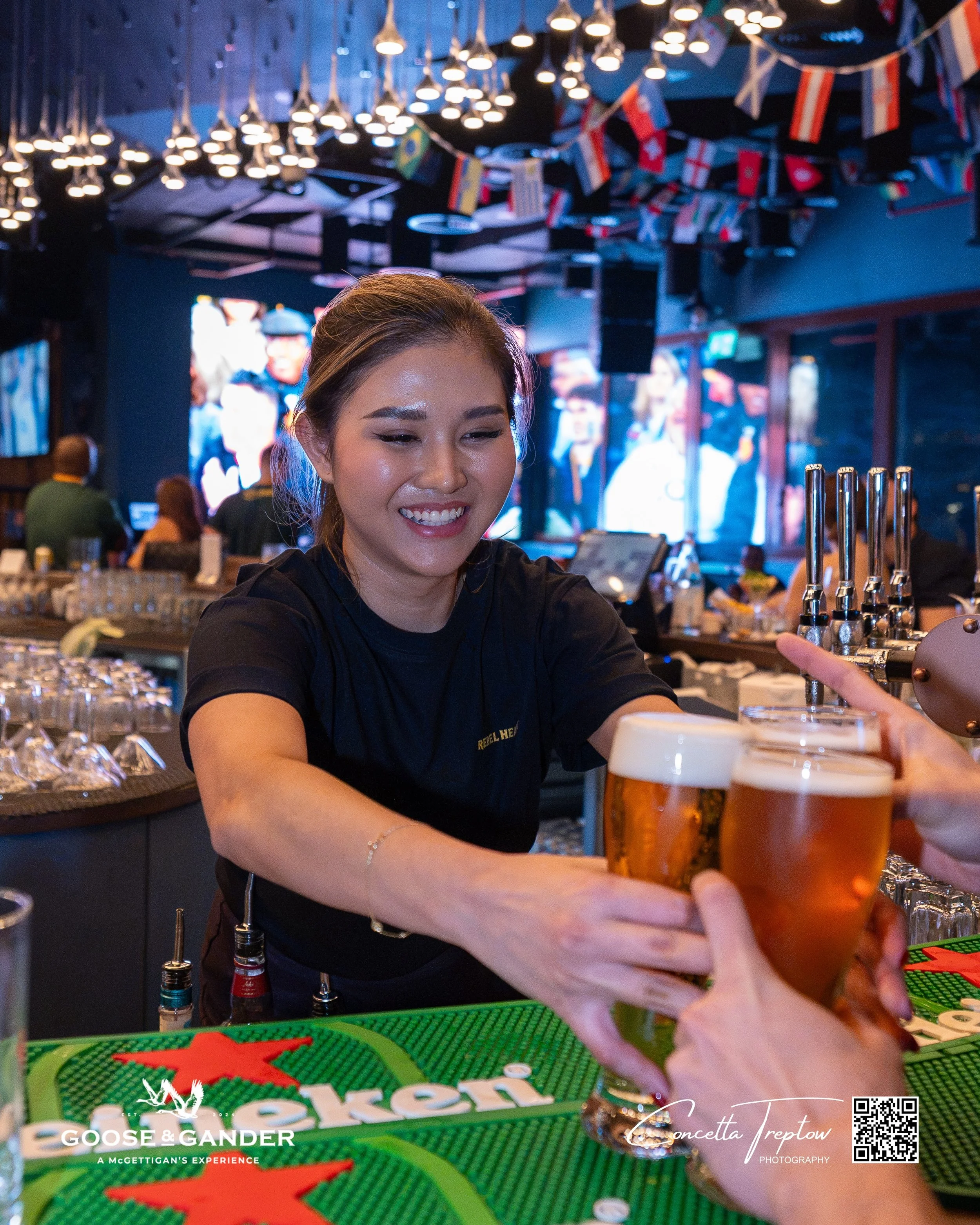 2026-07-04 Goose &amp; Gander Pub - South Africa vs England Live Rugby 

Spotted yourself? Download your photos at www.concettatreptow.com (link in bio).

@gooseandganderpub @bokrugby @englandrugby 
#rugby #southafrica #england #dubai #gooseandgander