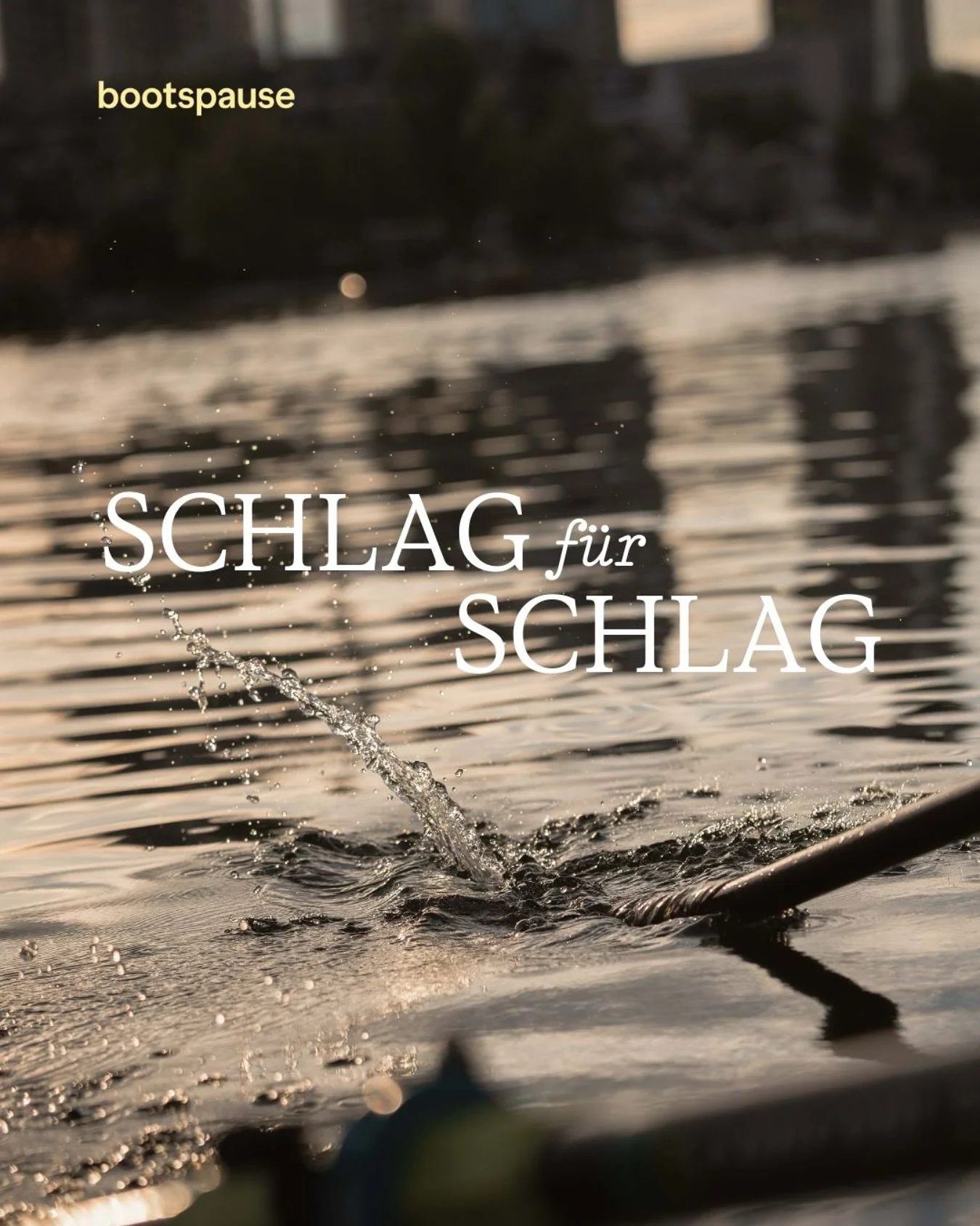Schlag f&uuml;r Schlag &ndash; der Rhythmus des Moments.
Stille vor dem ersten Zug. Dann setzt das Ruder ein, das Wasser gibt nach, Tropfen tanzen im Licht. Der Atem gleicht sich dem Rhythmus an, Gedanken verfliegen. Kein L&auml;rm, keine Hektik &nda