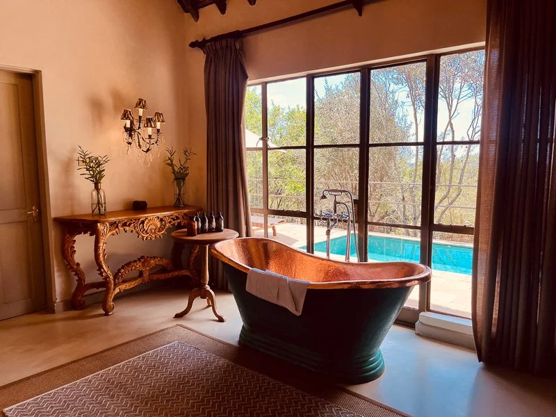 Mugie_Lodge_Room1__2683-62.jpg