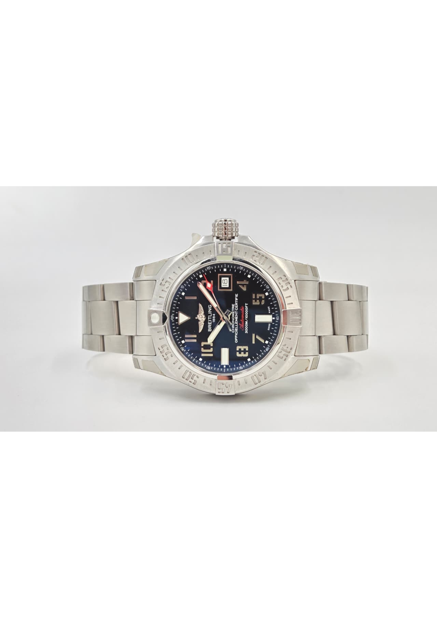 breitlingSeaWolfSideWebsite.png