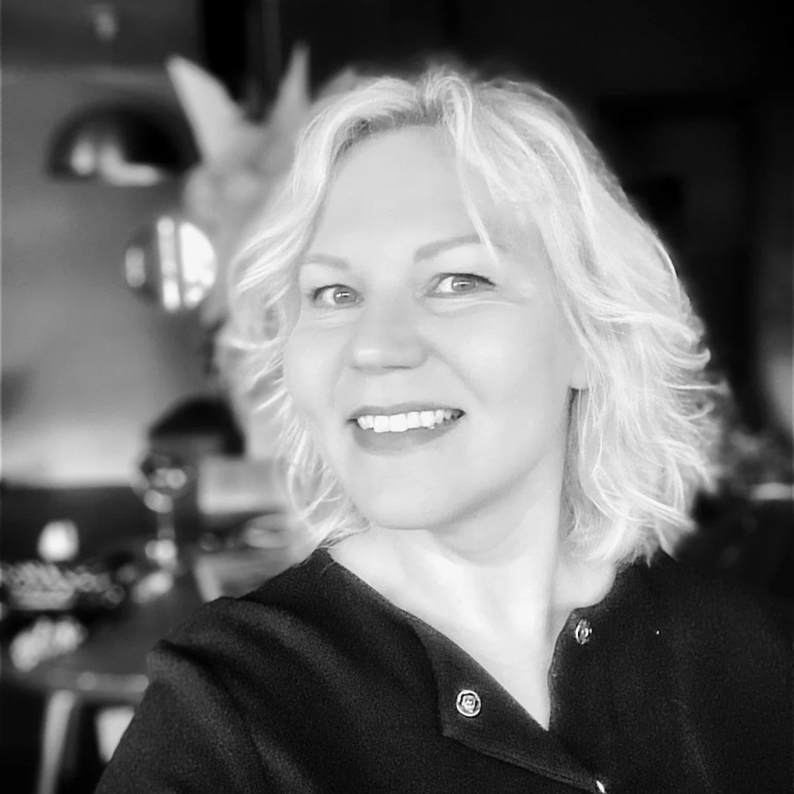 Henna Helander, Architect, Suomen Arkkitehtiliiton (SAFA) puheenjohtaja. Henna Helander, Director of Project Development and Architect at m2impact, with expertise in urban development and complex construction projects.