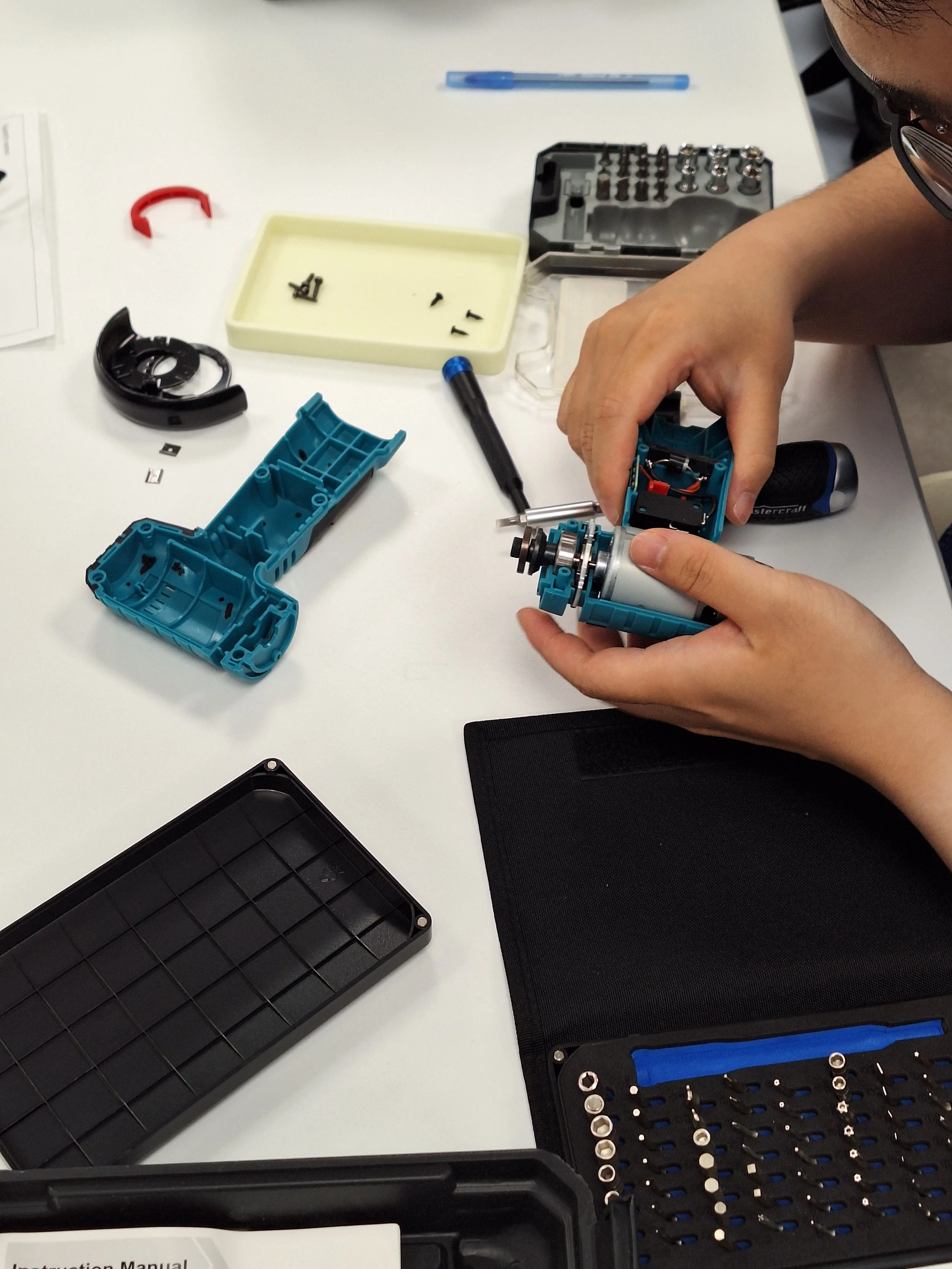 Repair Cafe @ Keshen Goodman Library 