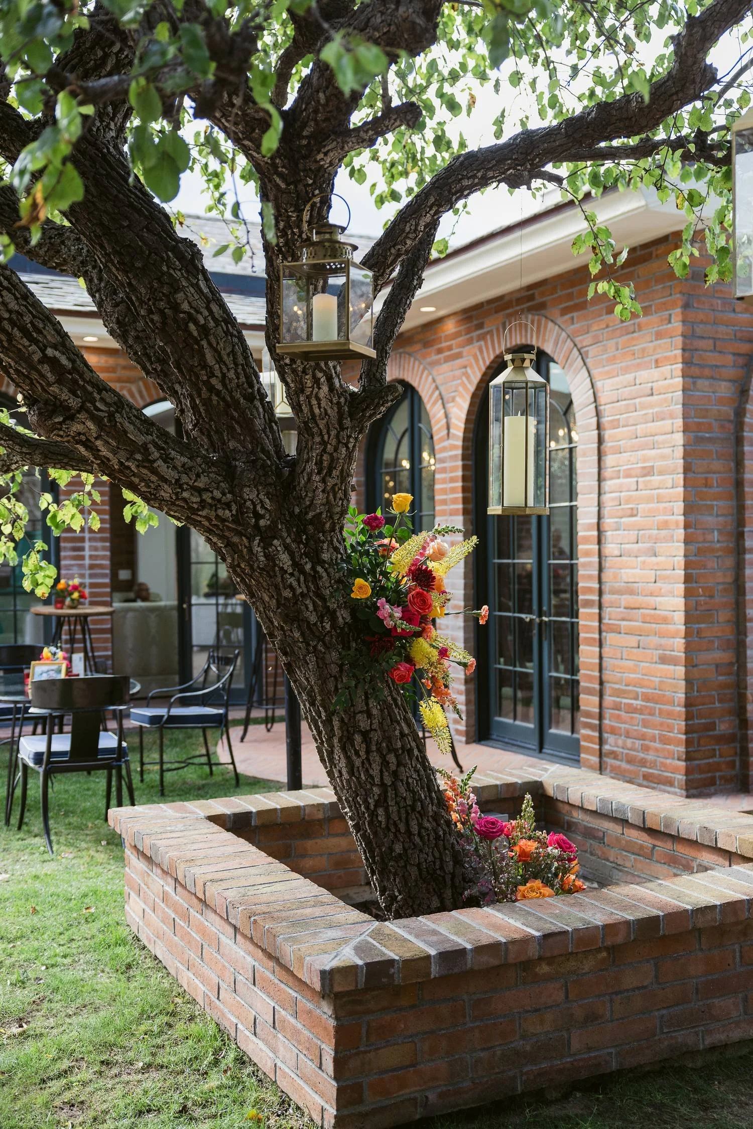 wedding-floral-installation-tree-san-diego-event.jpg