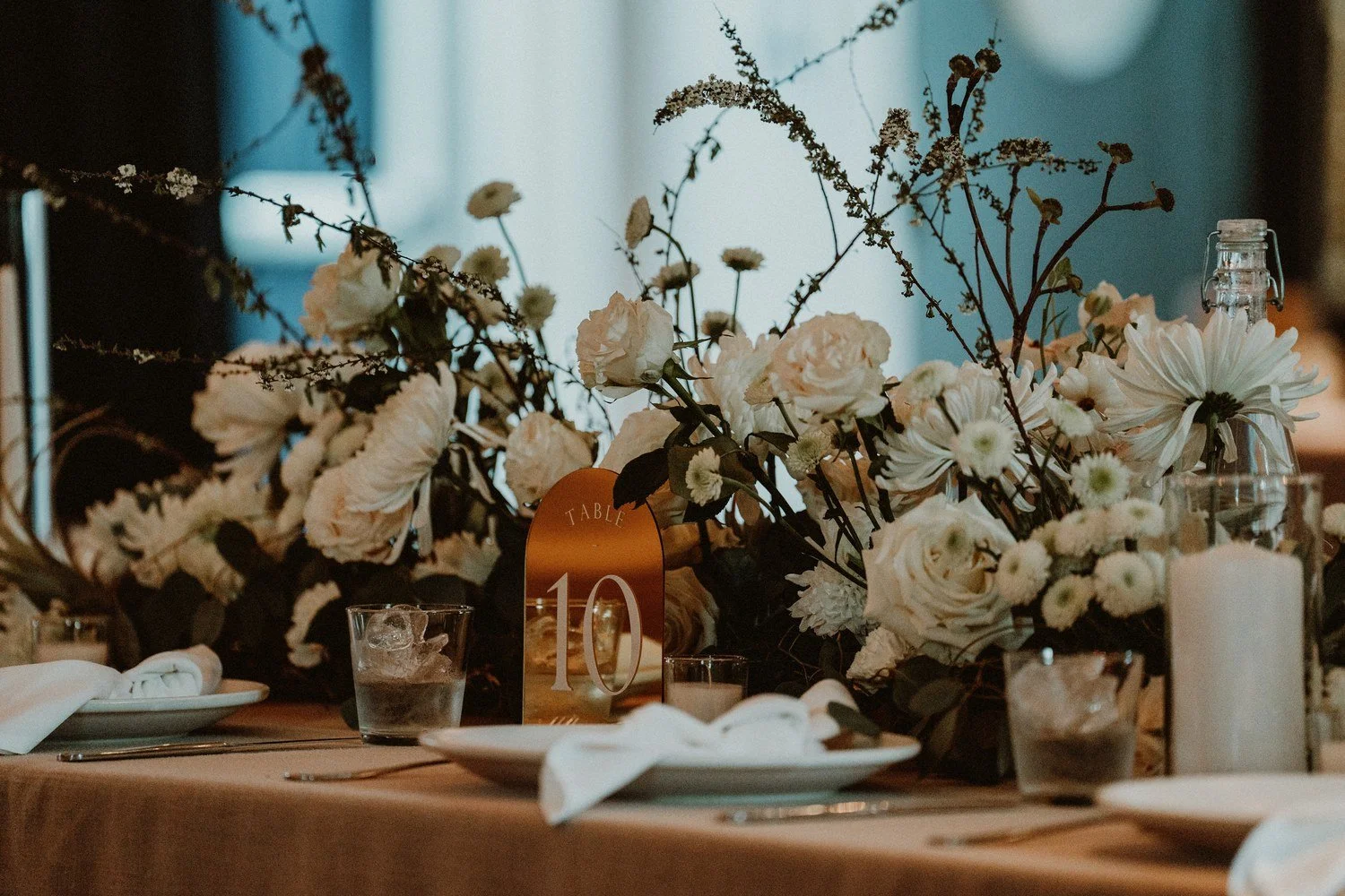 san-diego-wedding-centerpiece-white-blooms-table-number.jpg