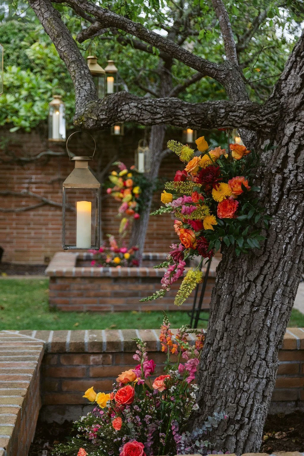 wedding-ceremony-floral-arrangements-lanterns-san-diego.jpg
