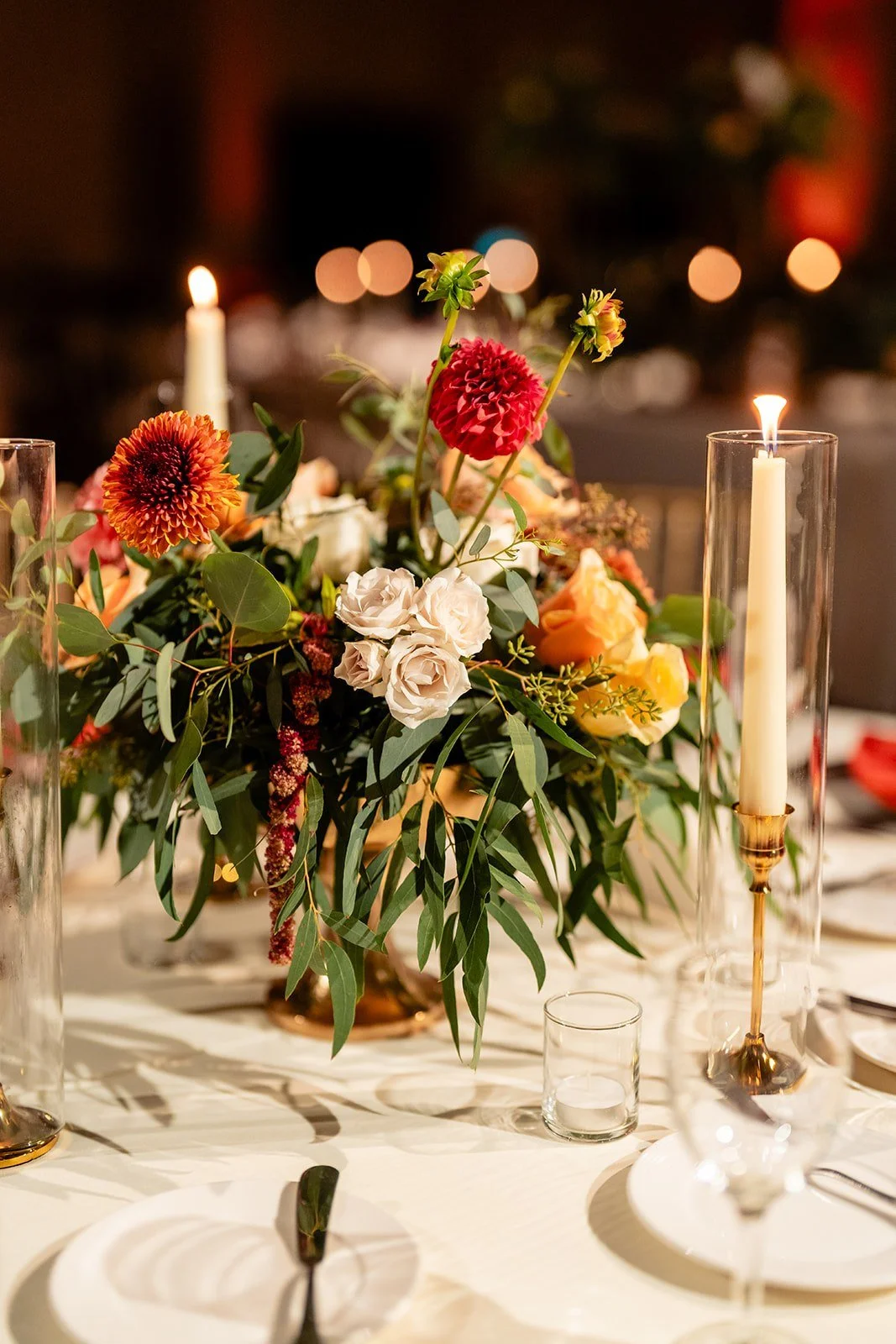 wedding-centerpiece-dahlias-roses-candlelight-san-diego.jpg