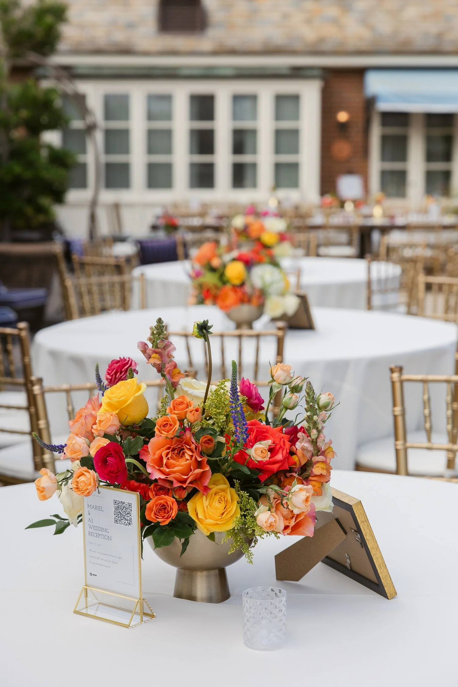 san-diego-wedding-centerpiece-colorful-garden-roses.jpg