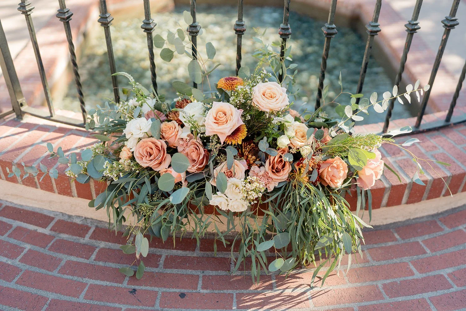 wedding-floral-arrangement-peach-roses-san-diego.jpg