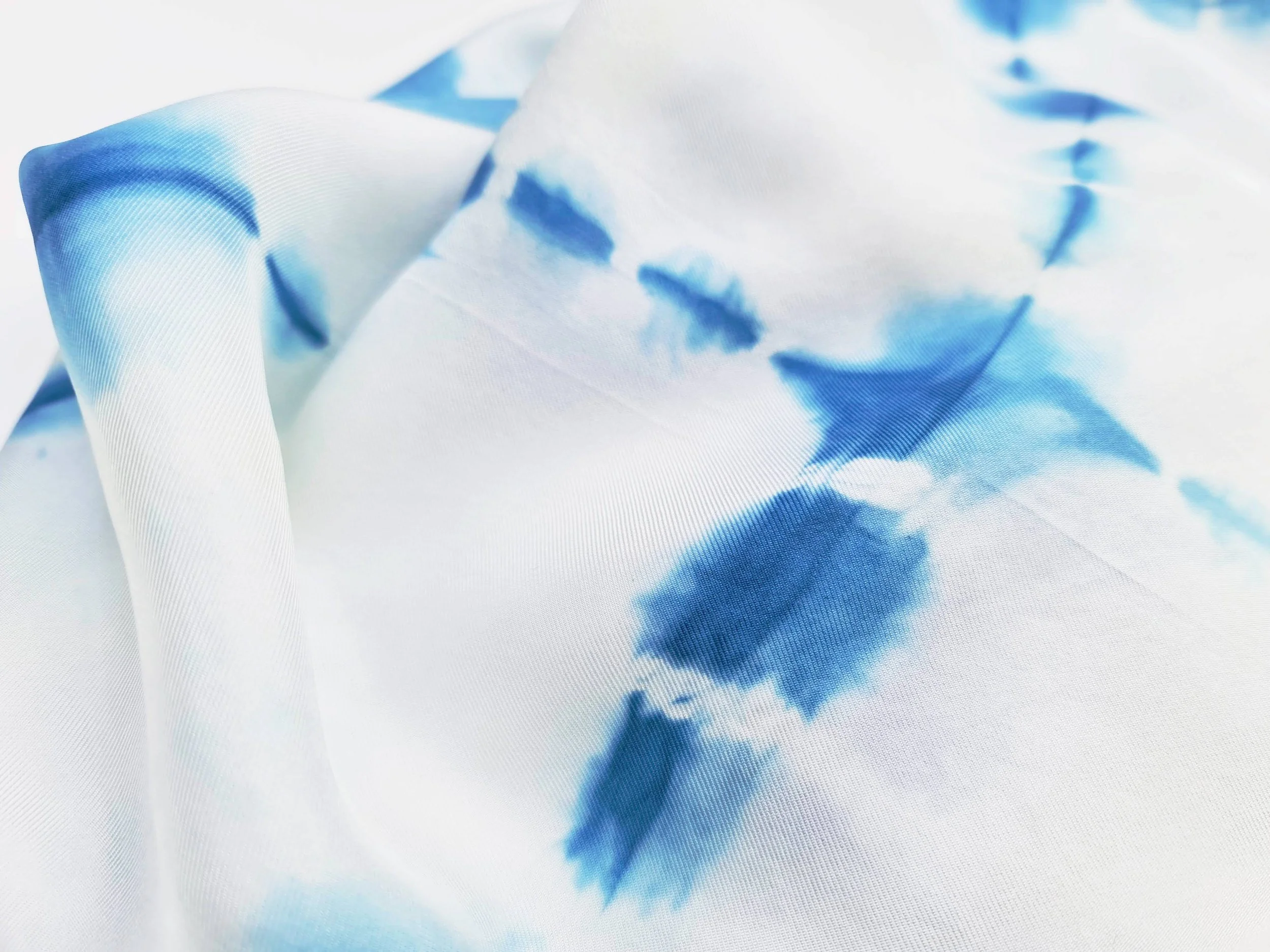 Fold pattern shibori scarf closeup.jpg