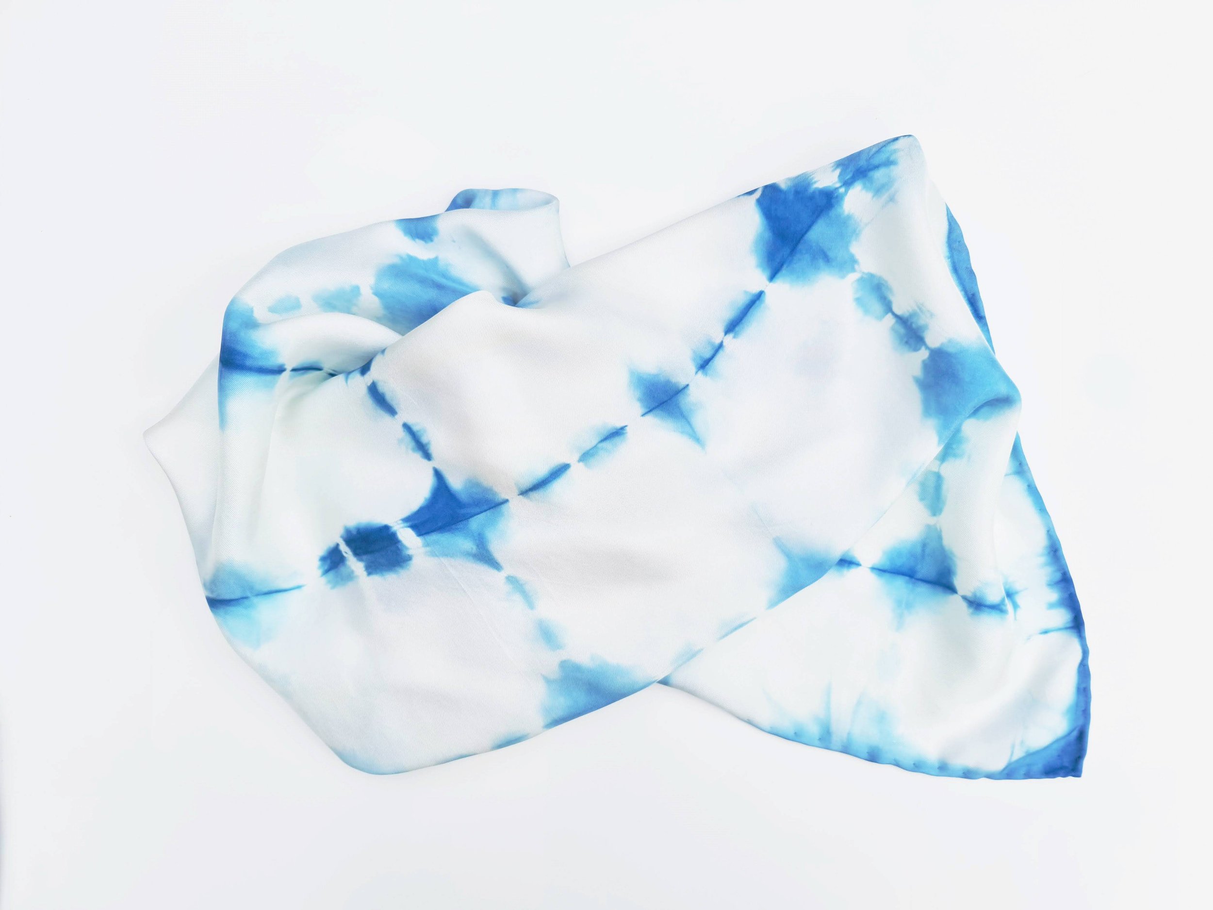Fold pattern shibori scarf bunched.jpg