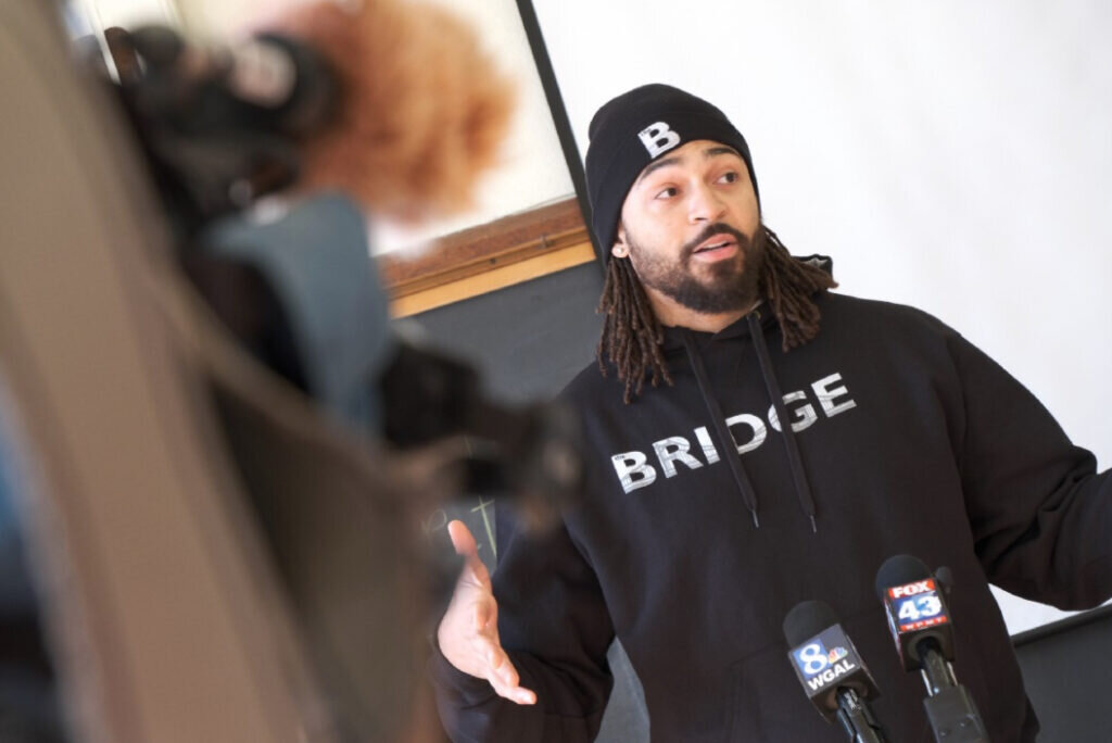 Garry-Gilliam-II-Media-Day-1024x684.jpg