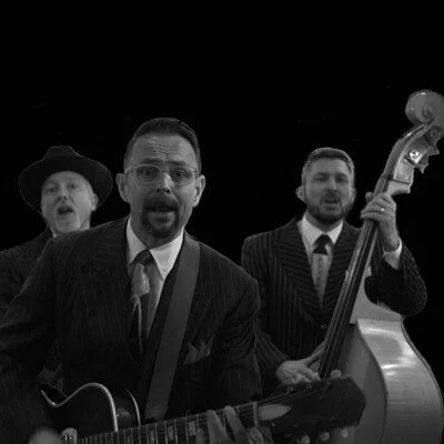 Live Music: The Tight Lipped Combo