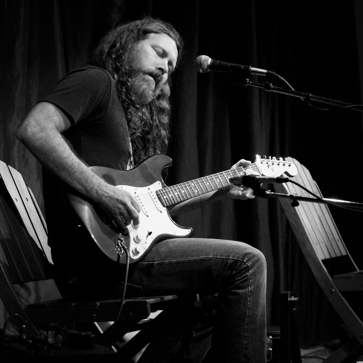 Live music: Buck Curran