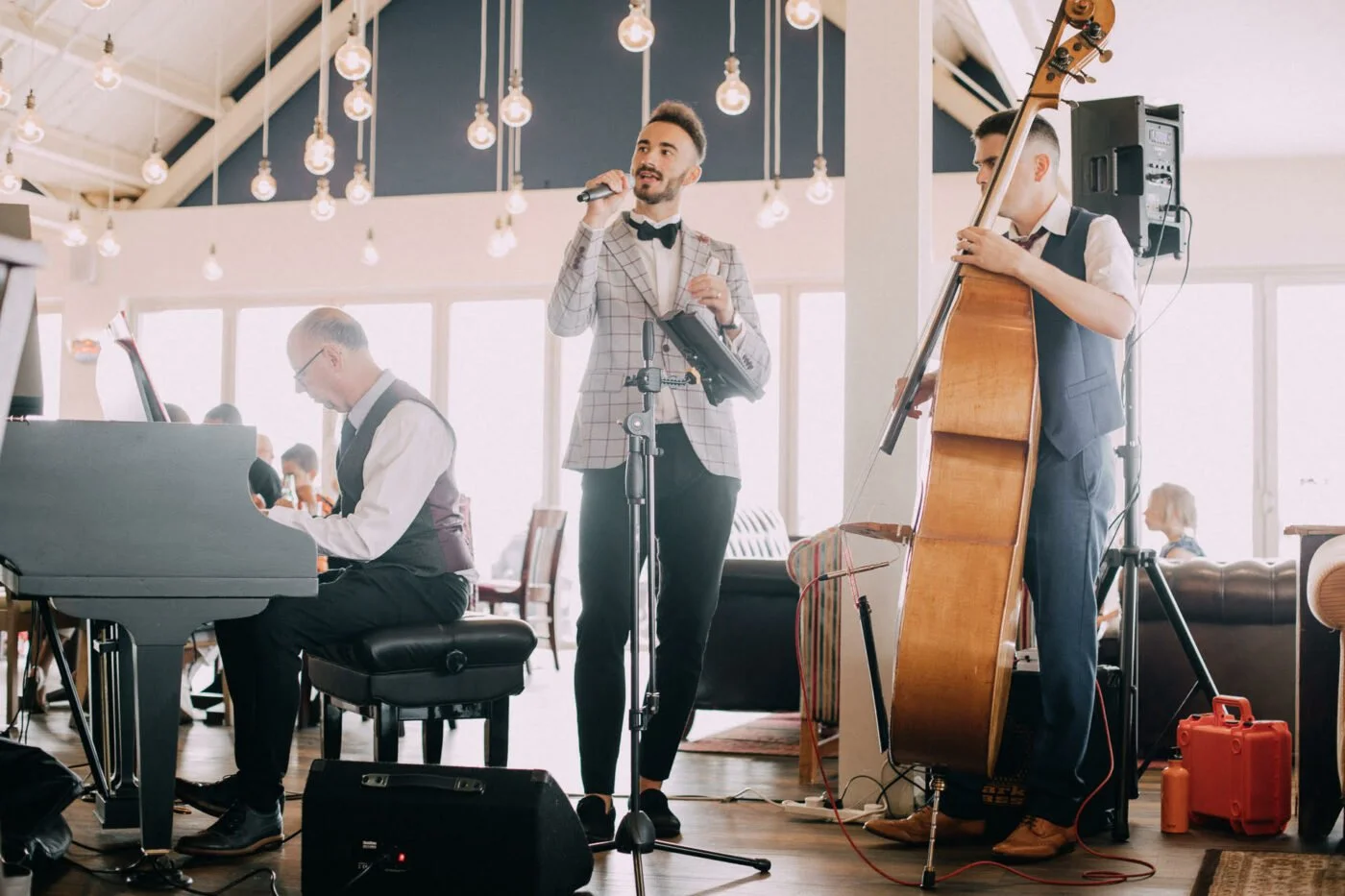 Live Music - John Prescott & Capitol Swing