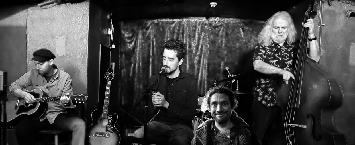 Live Music - Henry Slim & Joe Wilkins Quartet